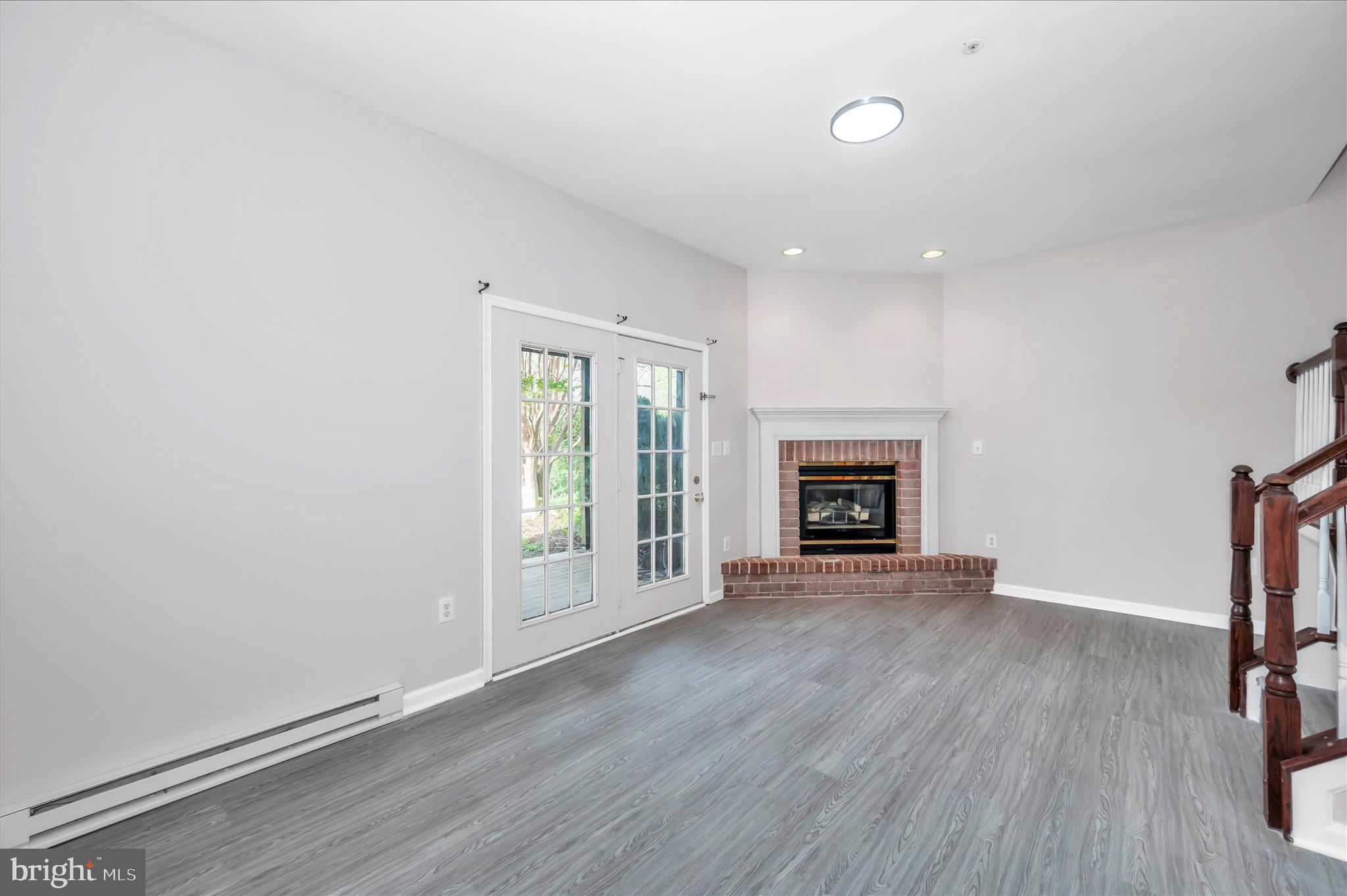 NORTH GATE TOWNE HOMES - Residential