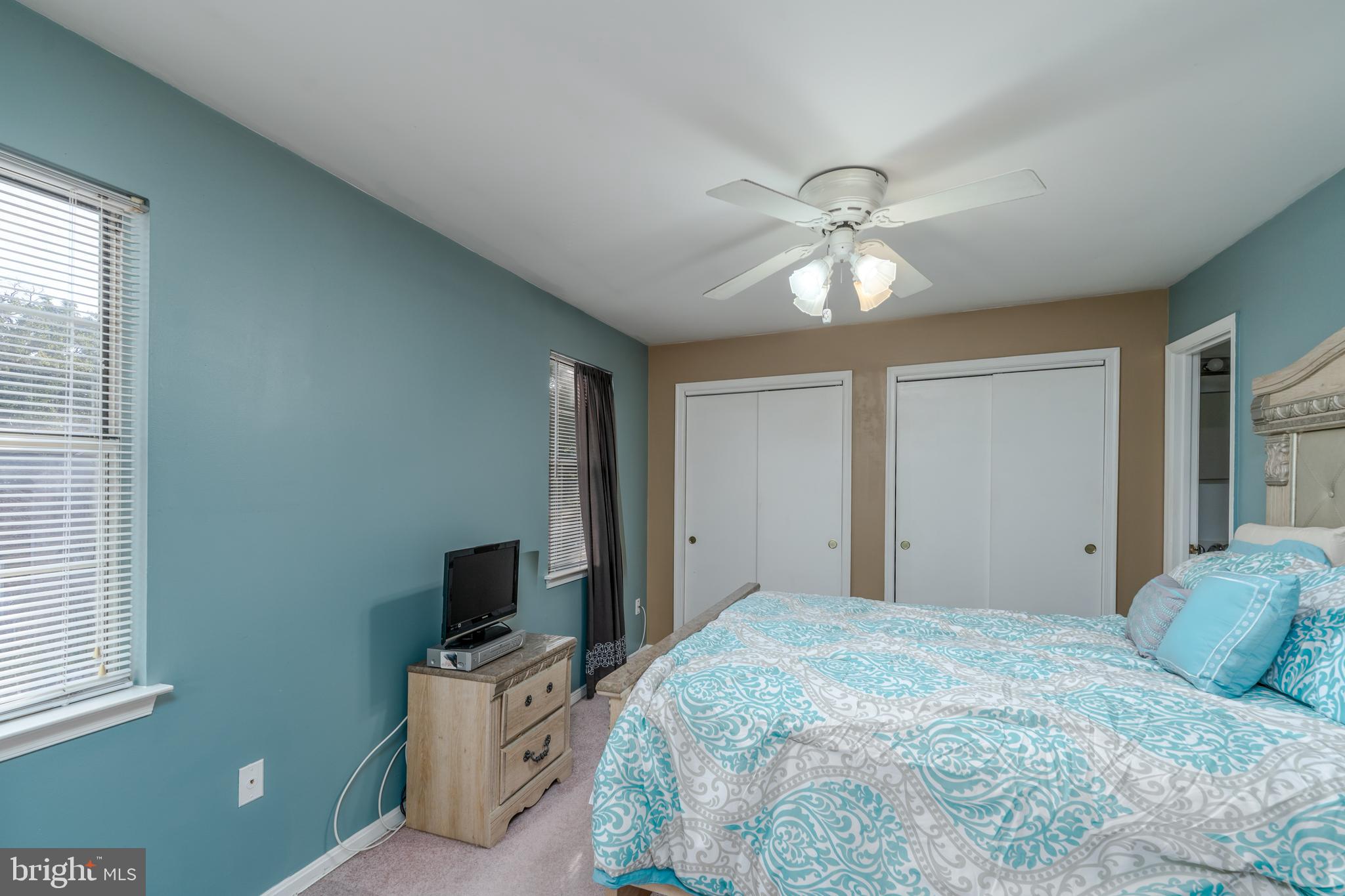 ARBORY CONDOS - Residential