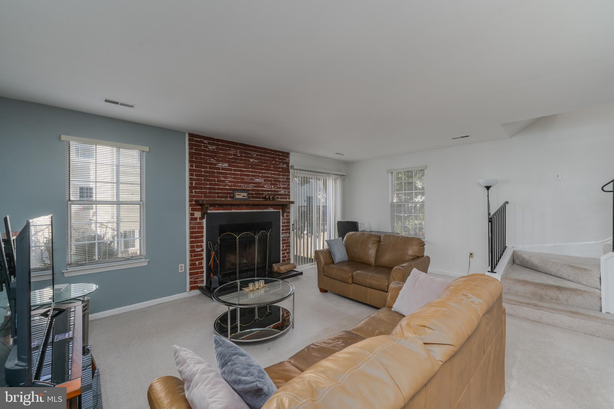 ARBORY CONDOS - Residential