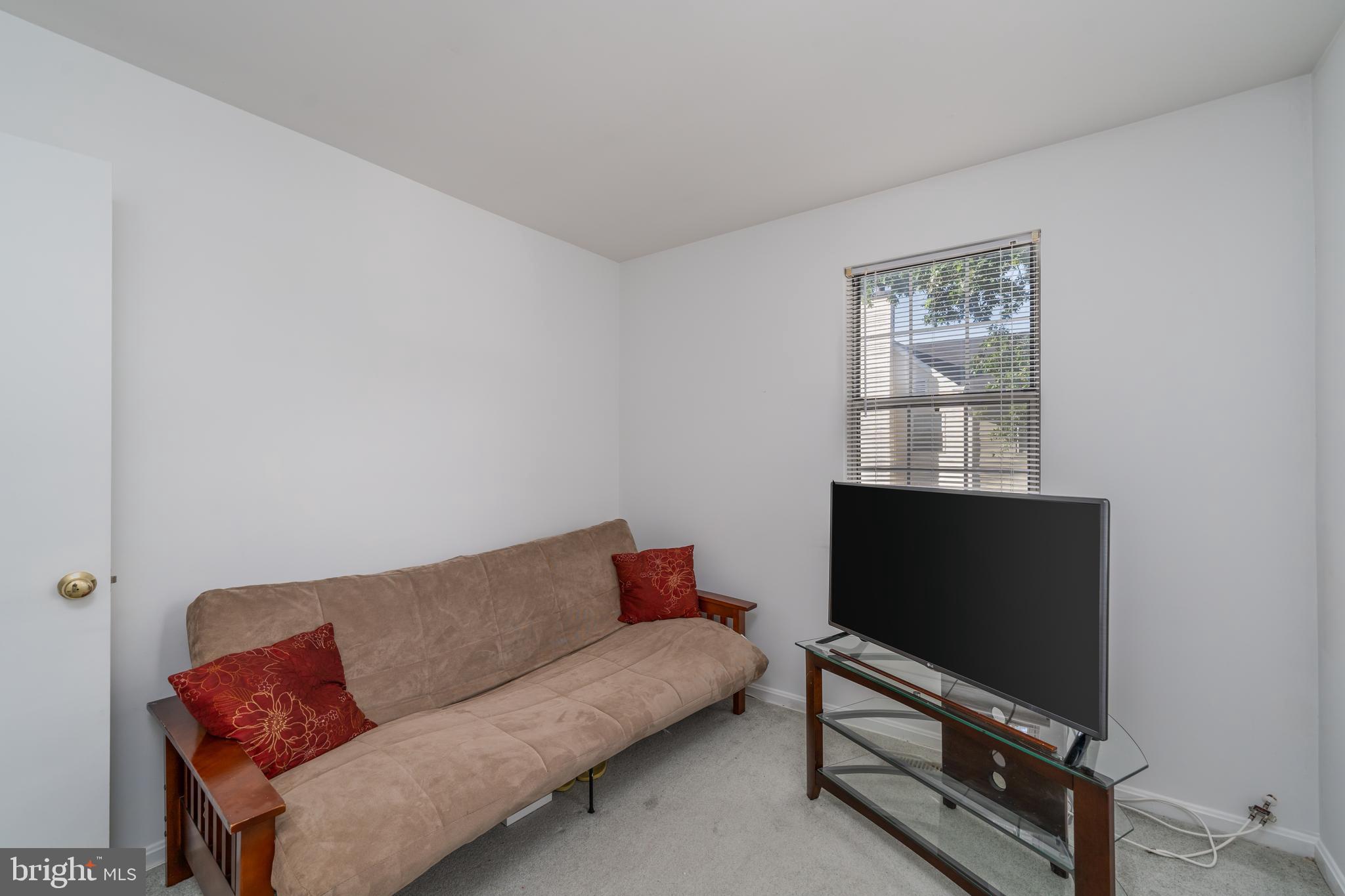 ARBORY CONDOS - Residential