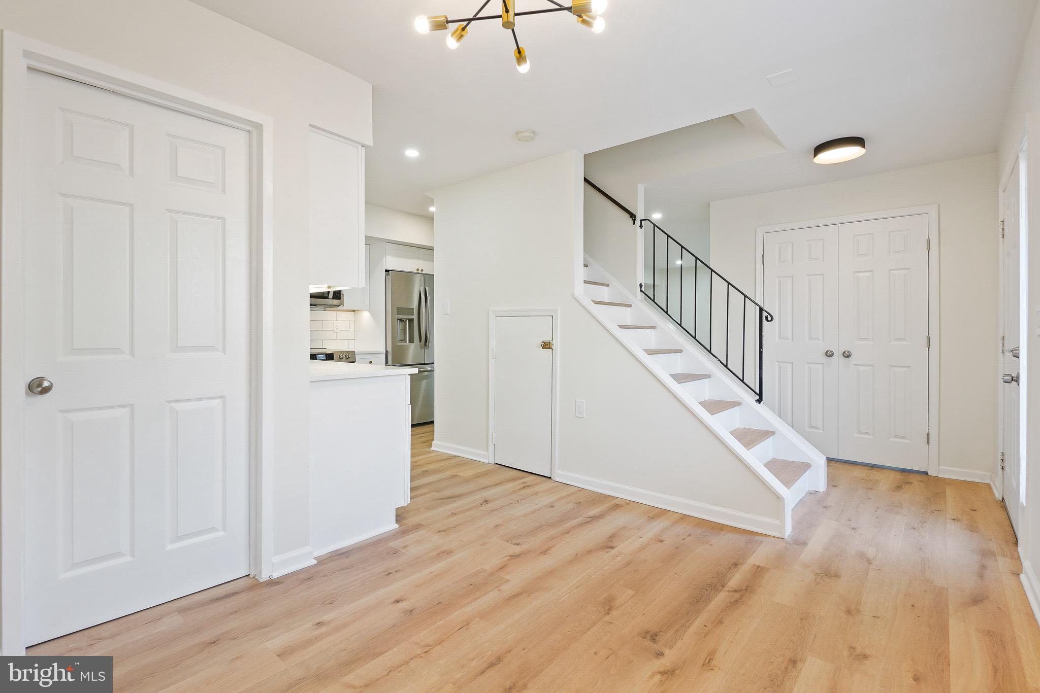 TERRACE TOWNHOUSES OF ANNANDALE - Residential