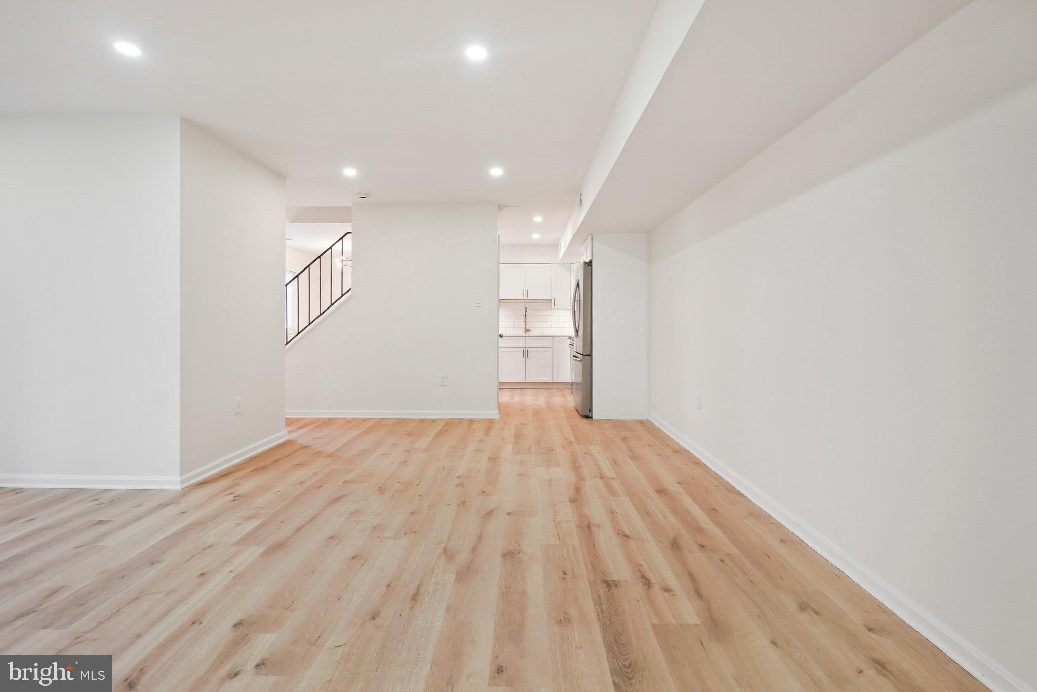 TERRACE TOWNHOUSES OF ANNANDALE - Residential