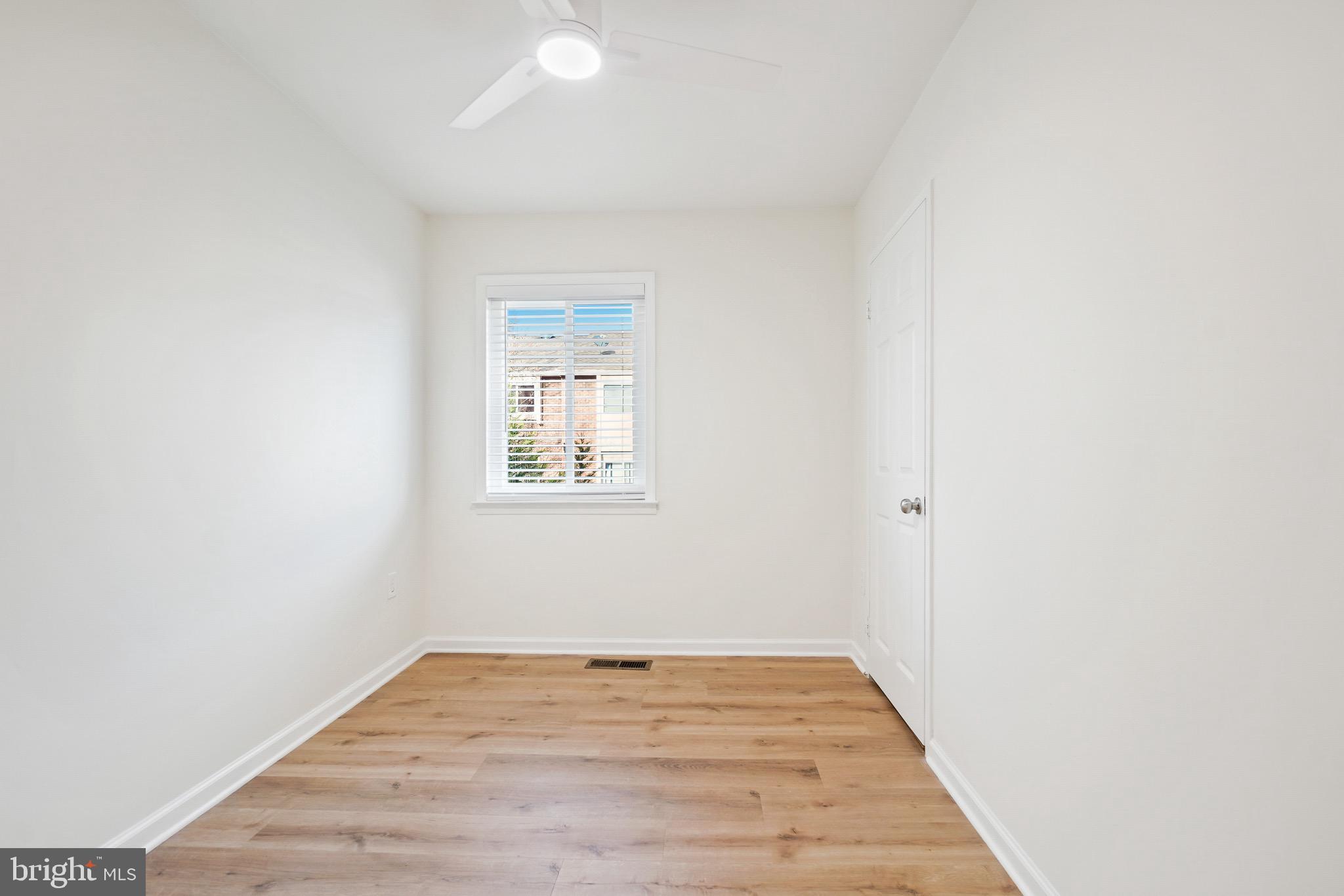 TERRACE TOWNHOUSES OF ANNANDALE - Residential