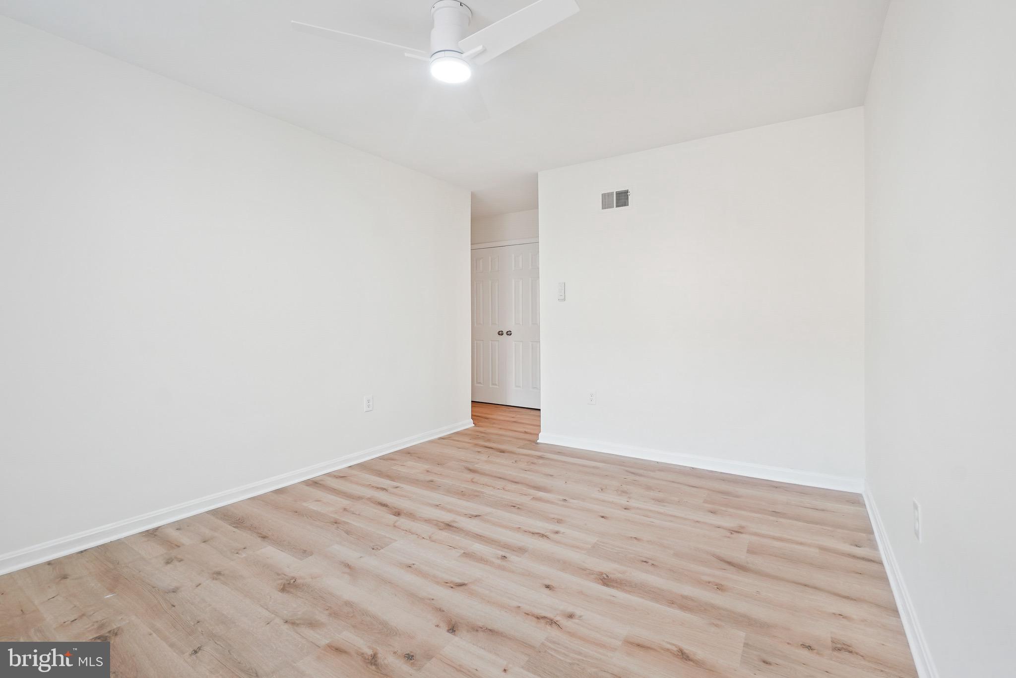 TERRACE TOWNHOUSES OF ANNANDALE - Residential