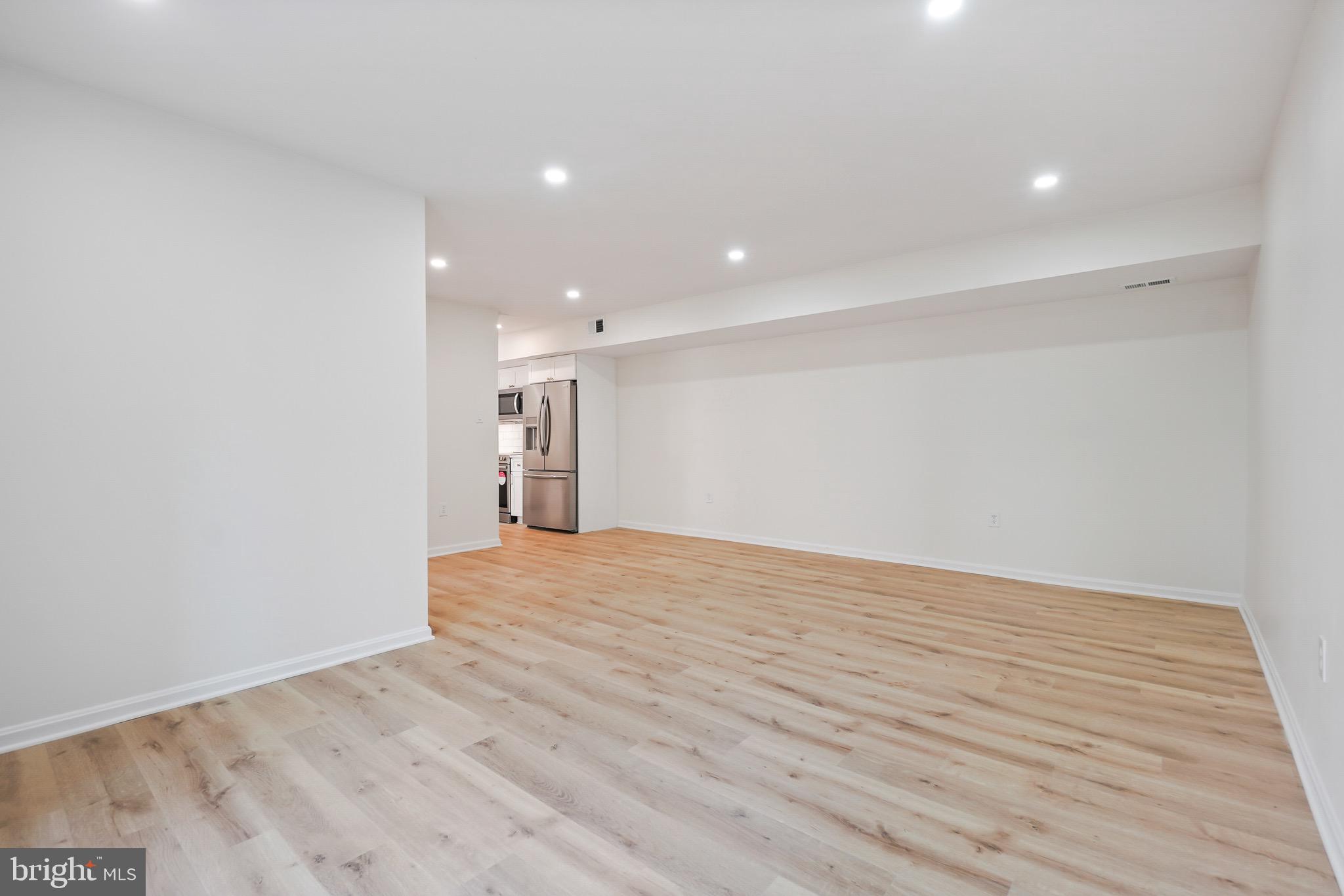 TERRACE TOWNHOUSES OF ANNANDALE - Residential