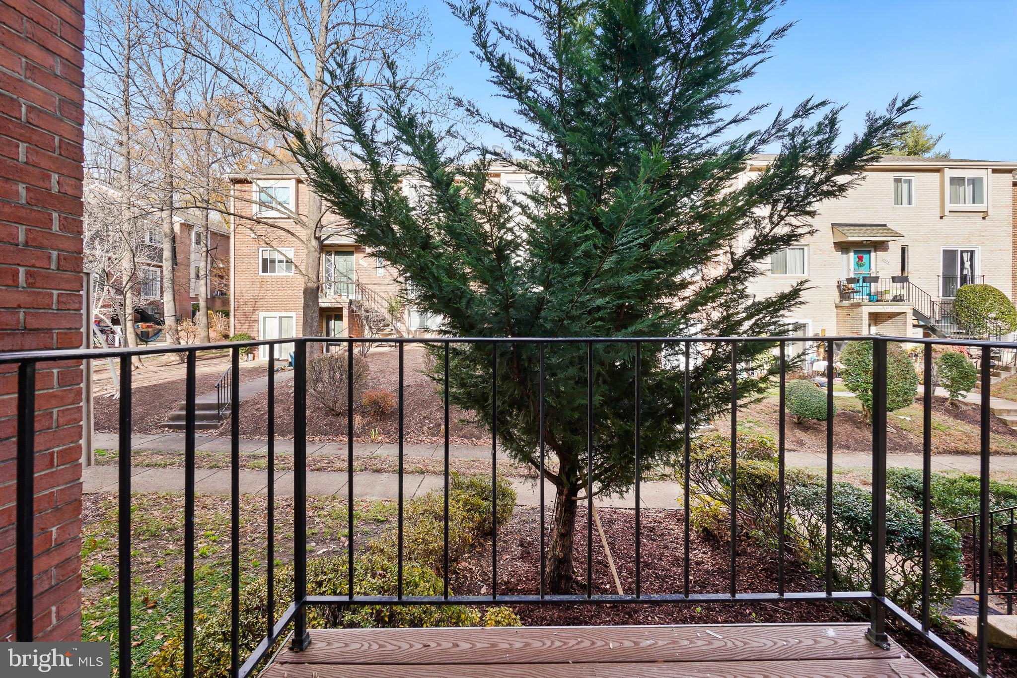 TERRACE TOWNHOUSES OF ANNANDALE - Residential