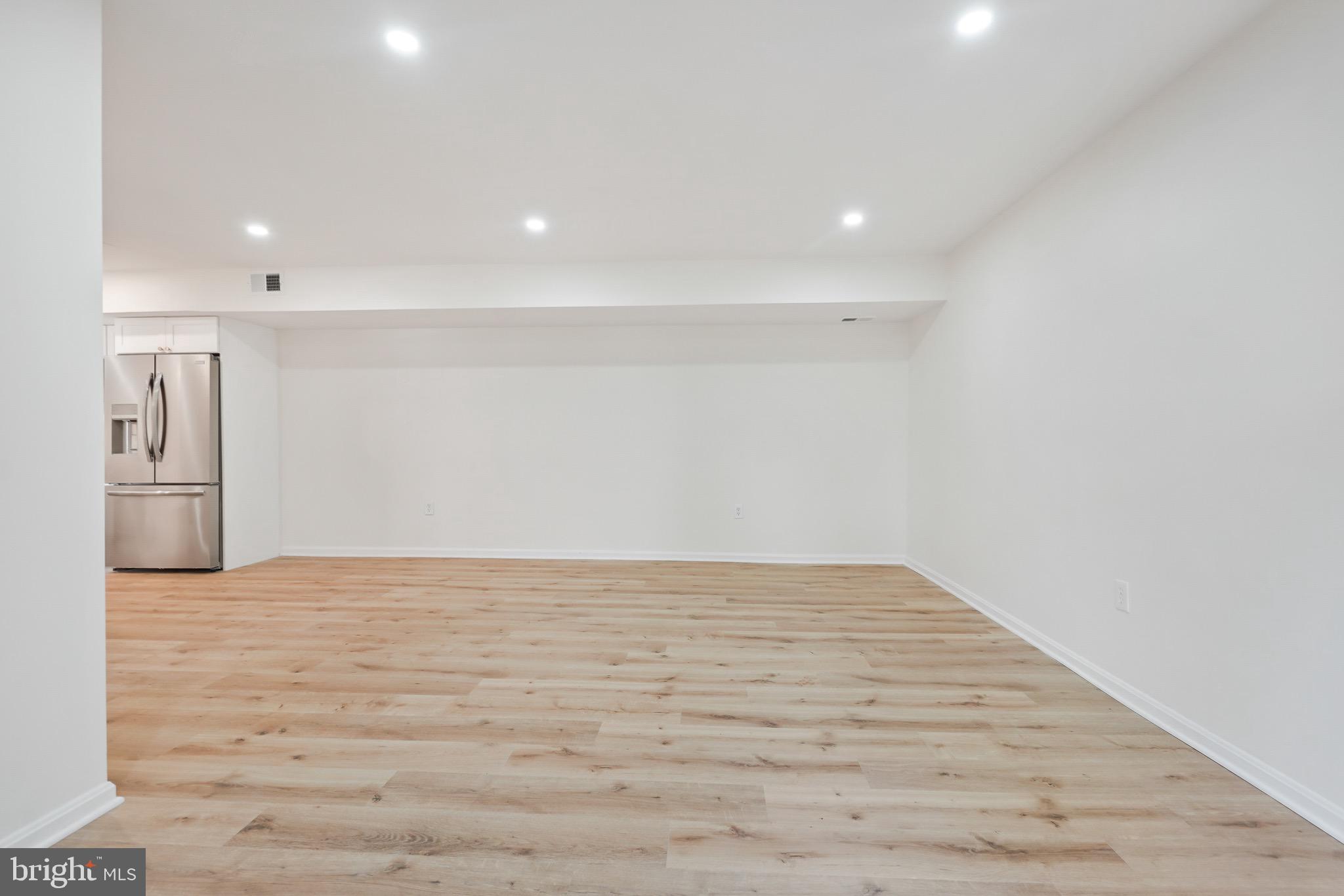 TERRACE TOWNHOUSES OF ANNANDALE - Residential