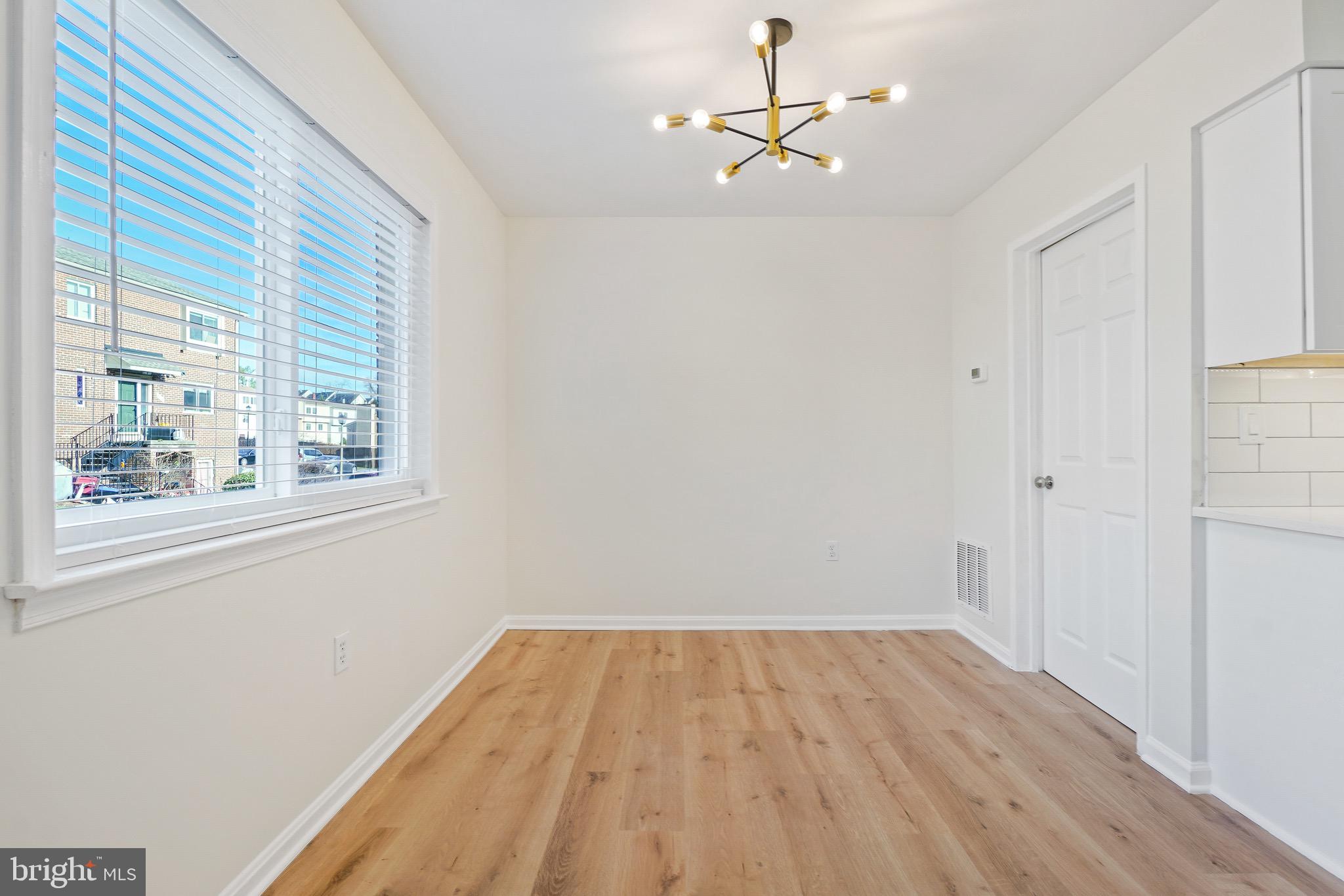 TERRACE TOWNHOUSES OF ANNANDALE - Residential