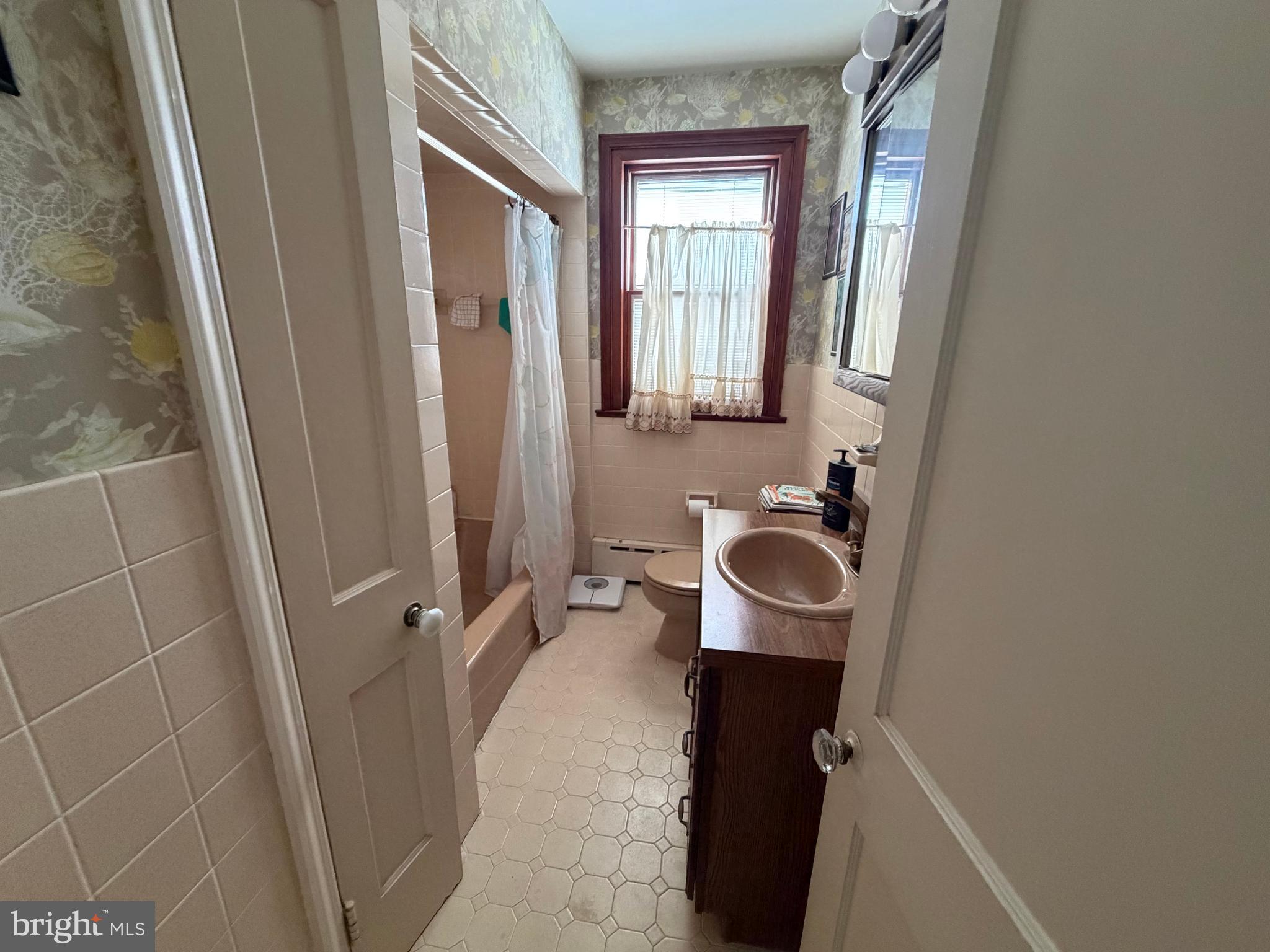 DREXEL HILL - Residential