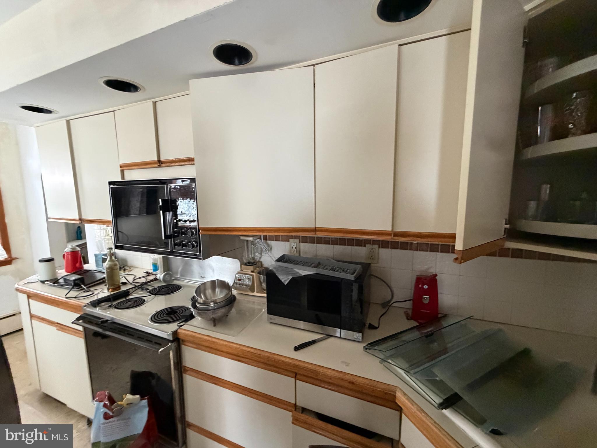 DREXEL HILL - Residential