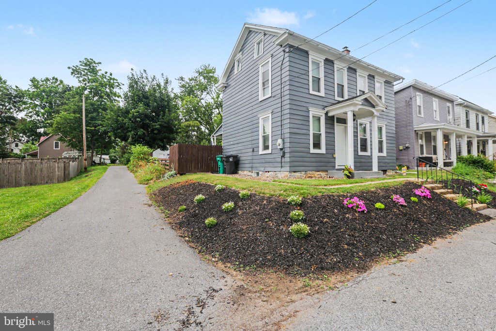 Photo of 37 High Street, BOILING SPRINGS, PA 17007 (MLS # PACB2056684)