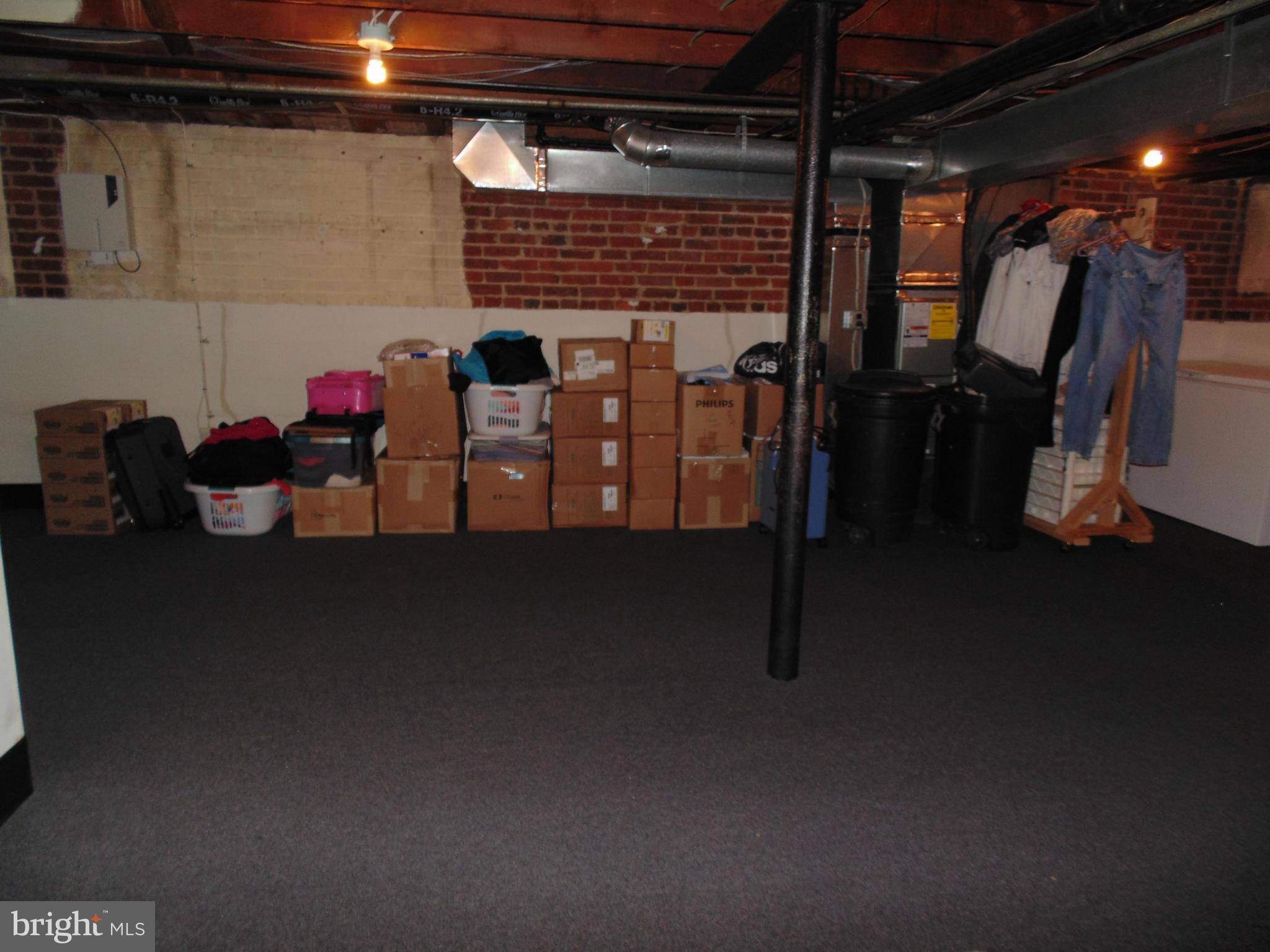 FERNDALE HEIGHTS - Residential