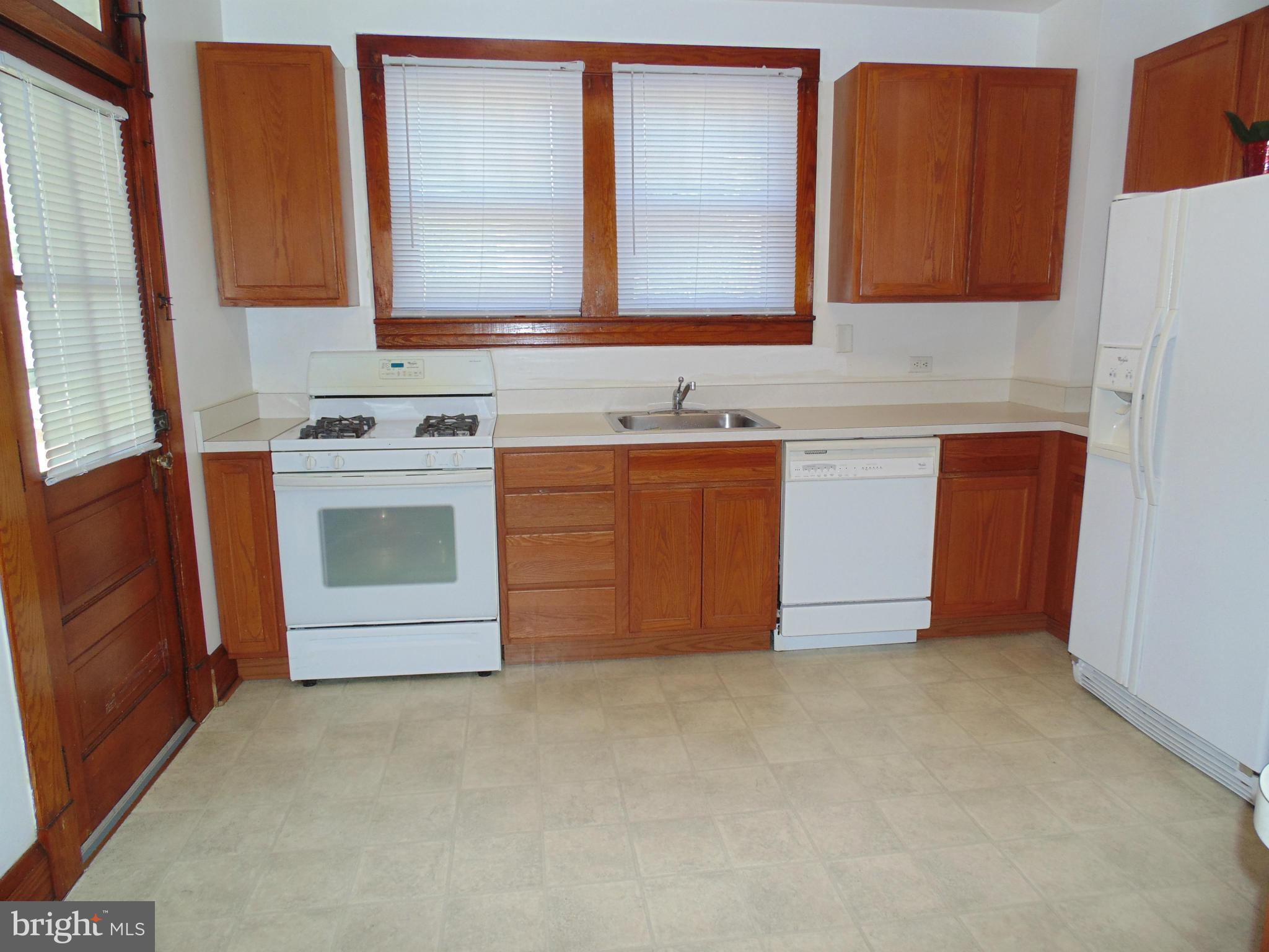 FERNDALE HEIGHTS - Residential