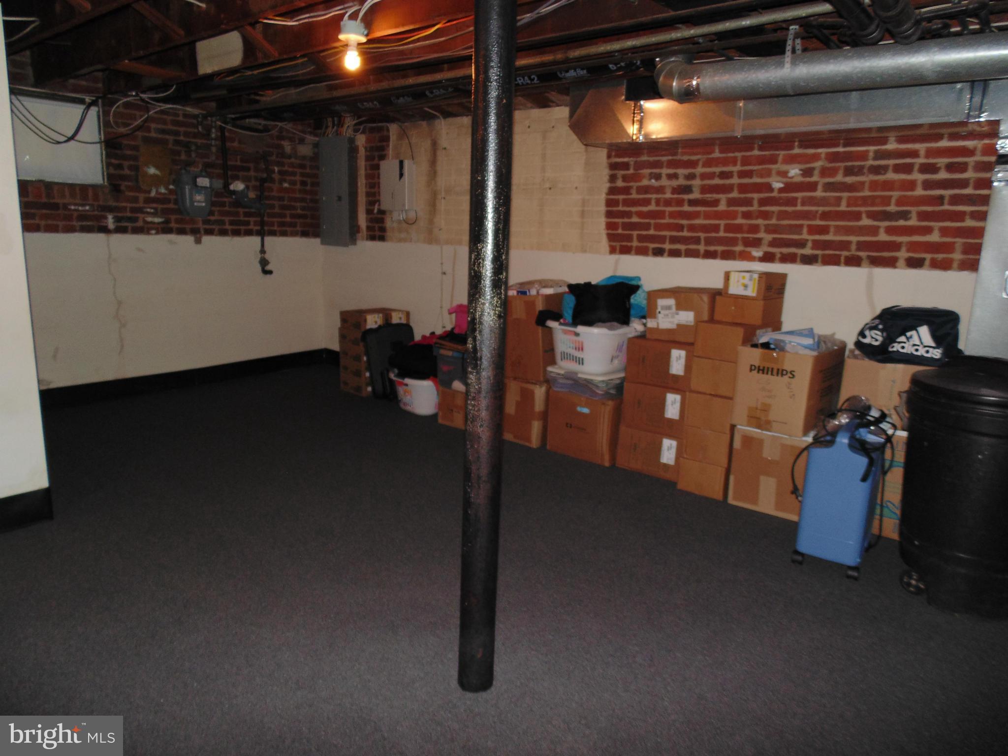 FERNDALE HEIGHTS - Residential