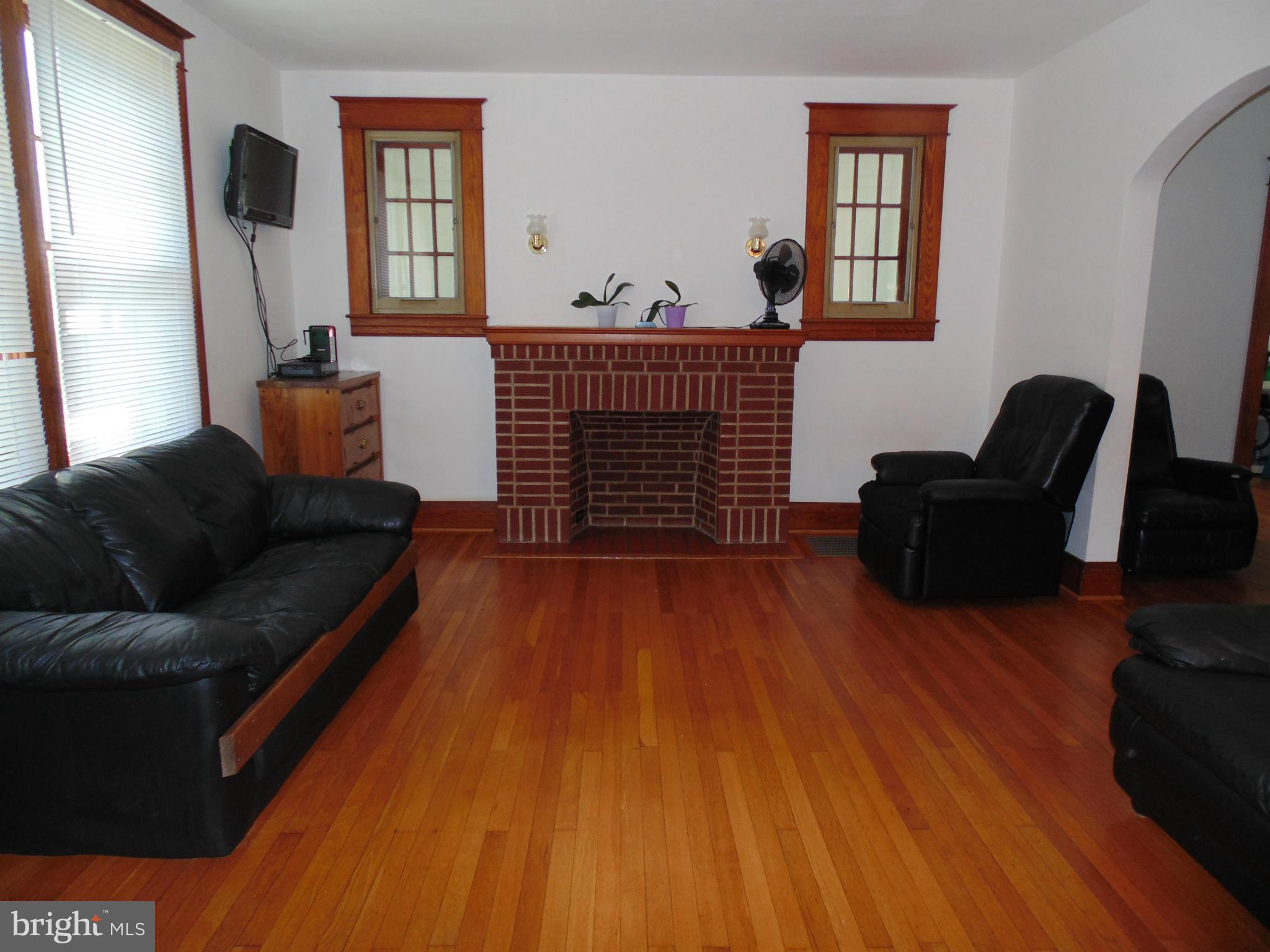 FERNDALE HEIGHTS - Residential