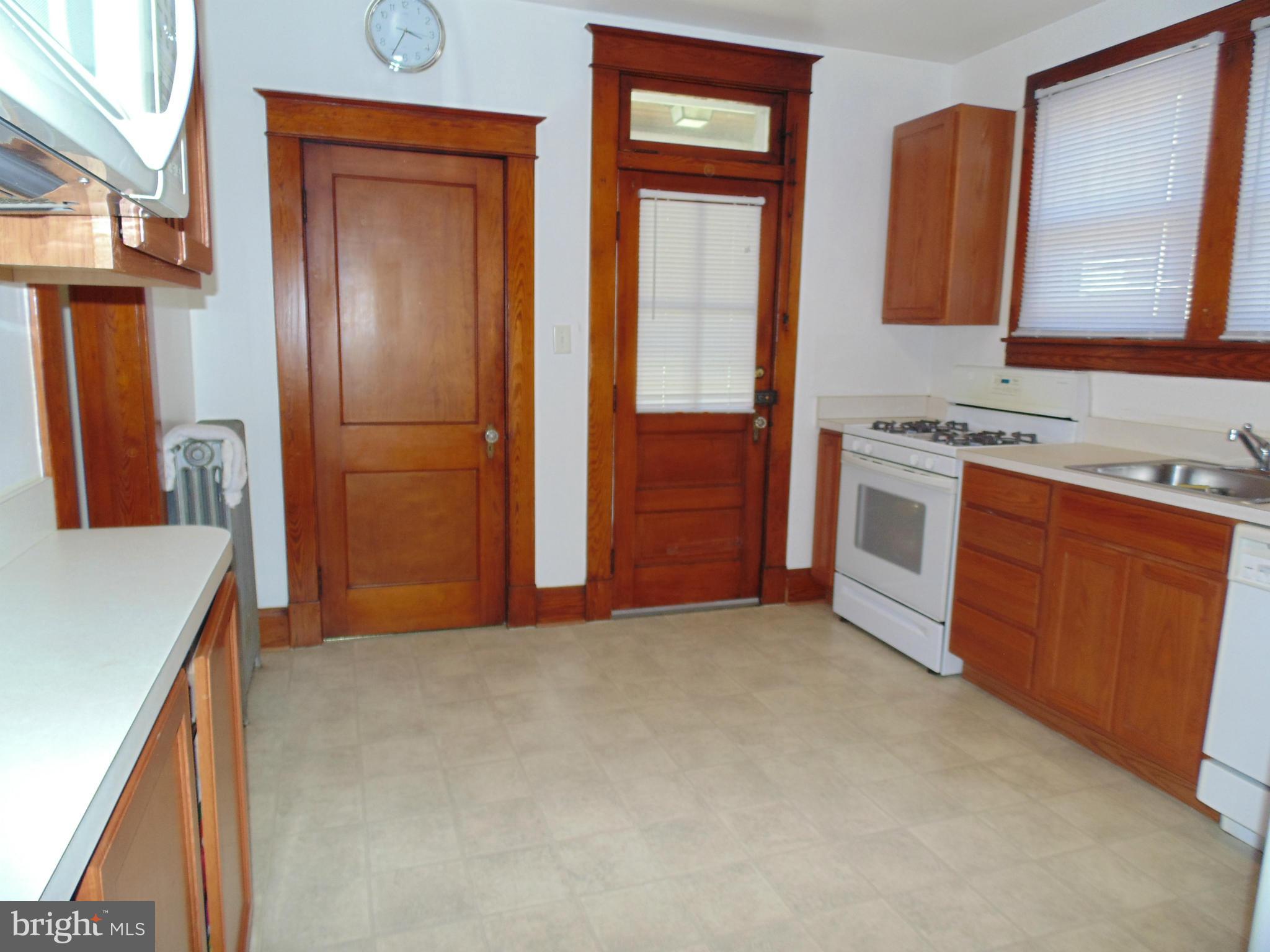 FERNDALE HEIGHTS - Residential