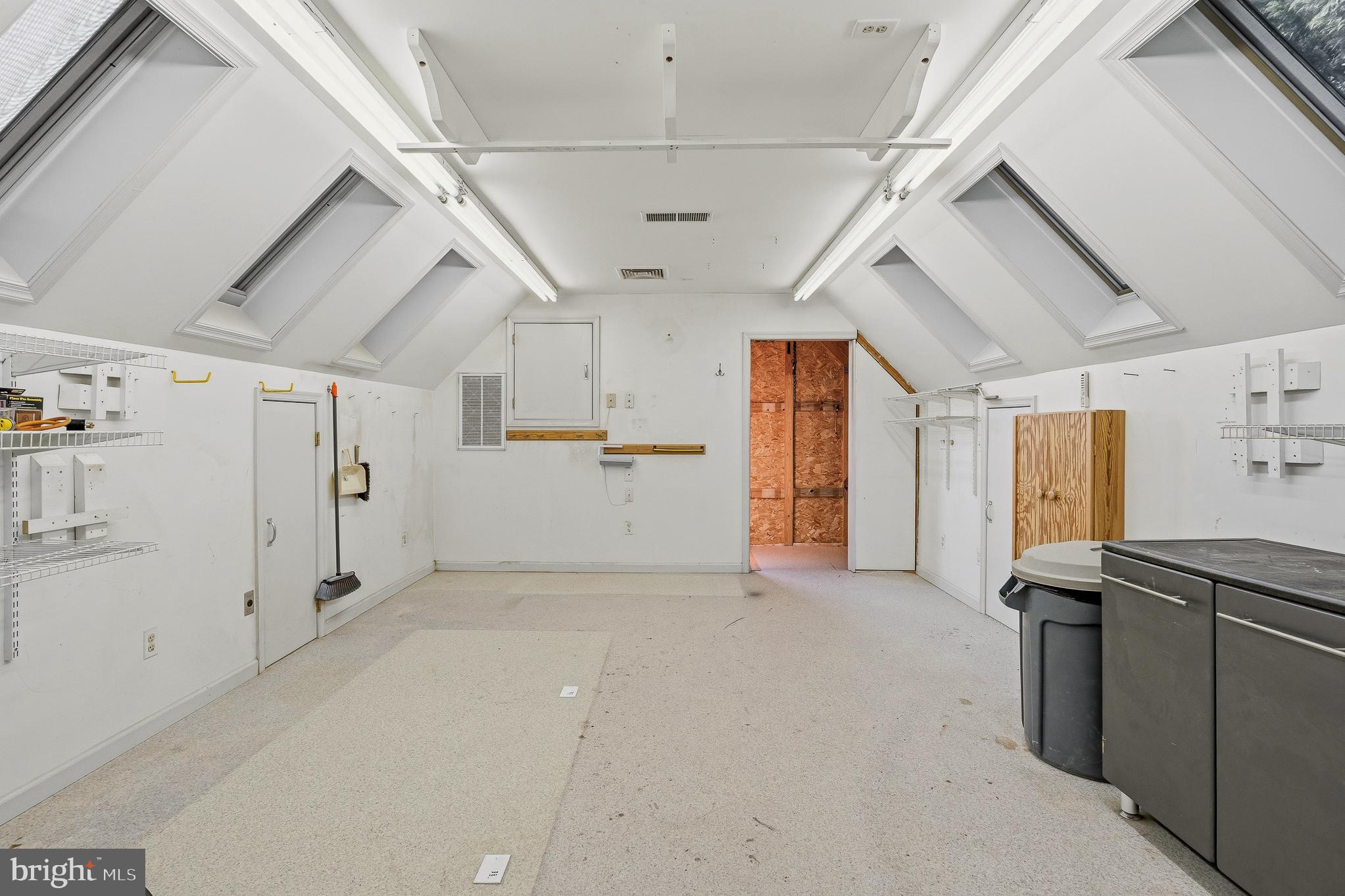 COCKEYSVILLE/HUNT VALLEY - Residential