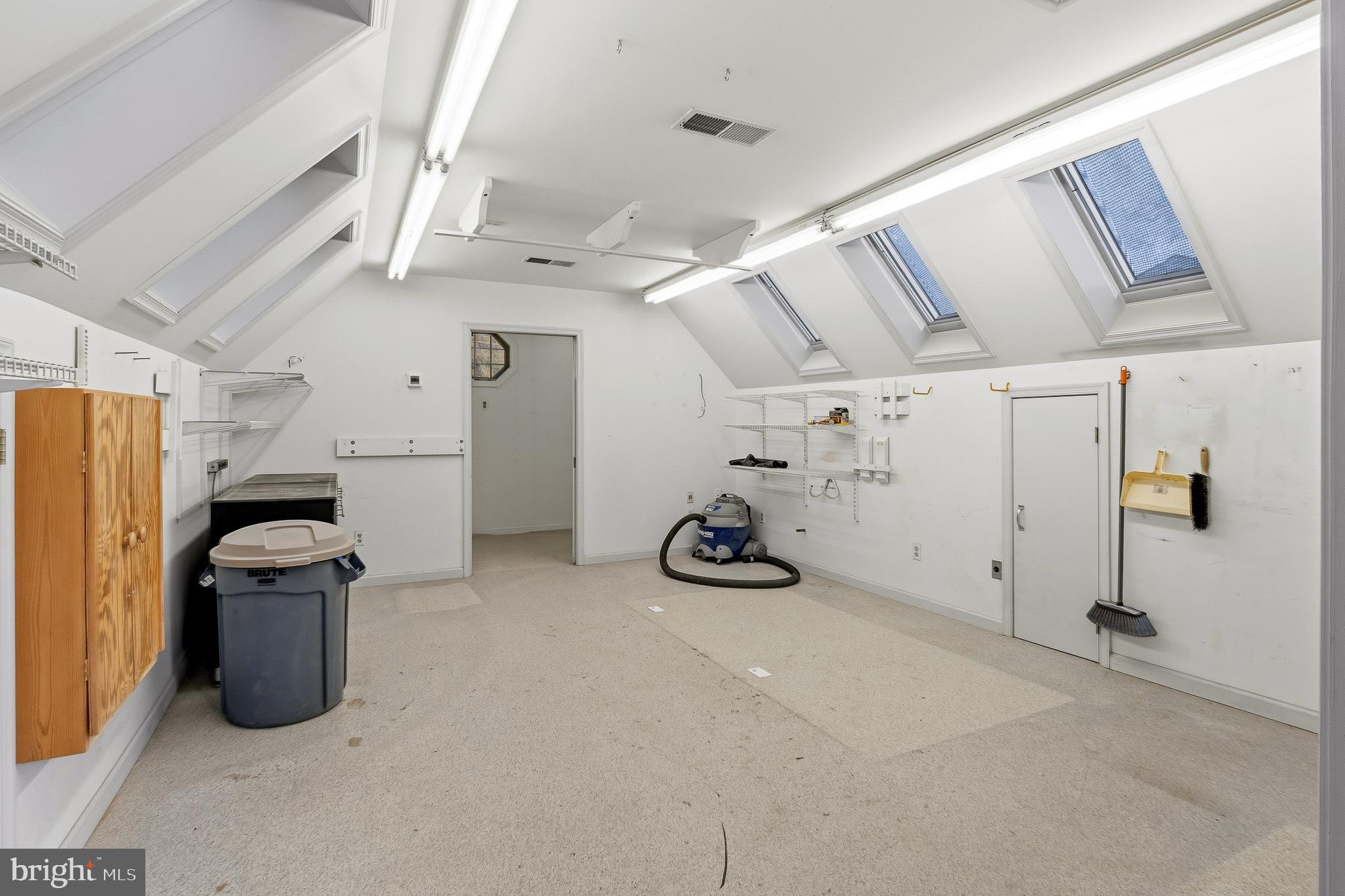 COCKEYSVILLE/HUNT VALLEY - Residential