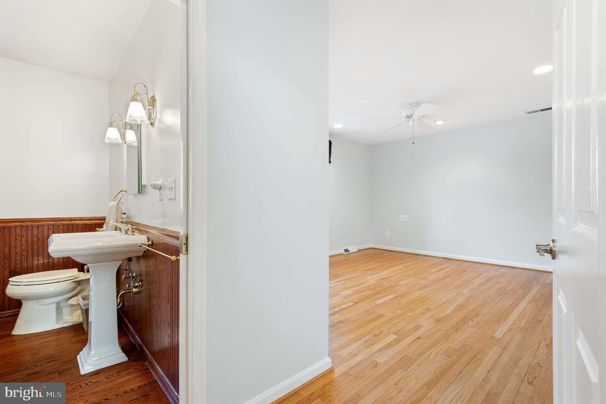 COCKEYSVILLE/HUNT VALLEY - Residential