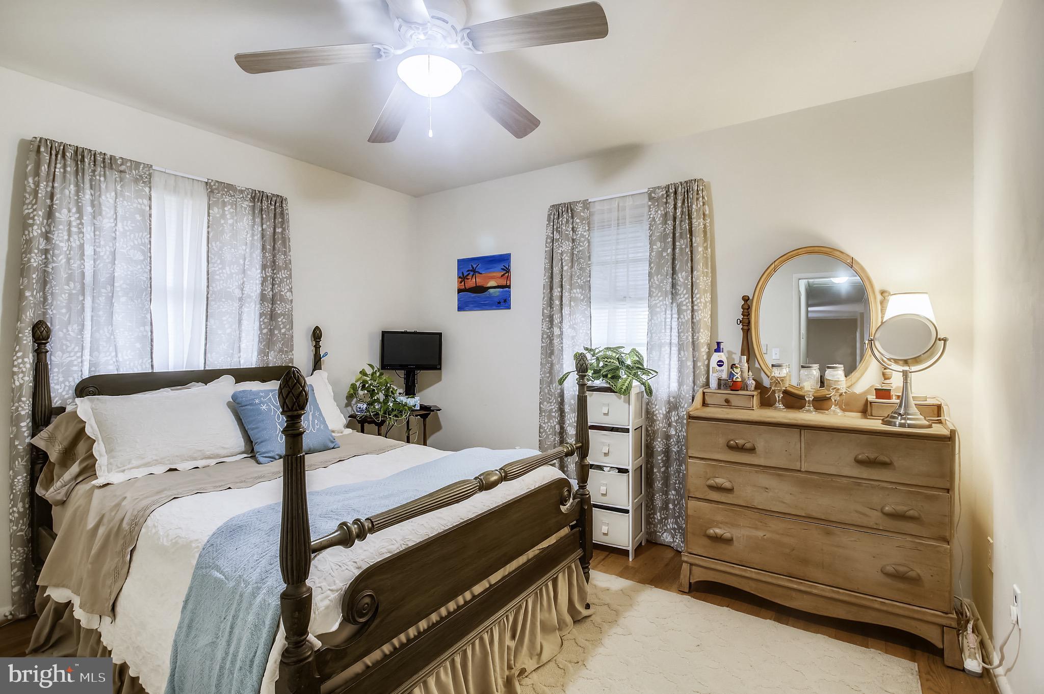 OLAN PLAZA - Residential