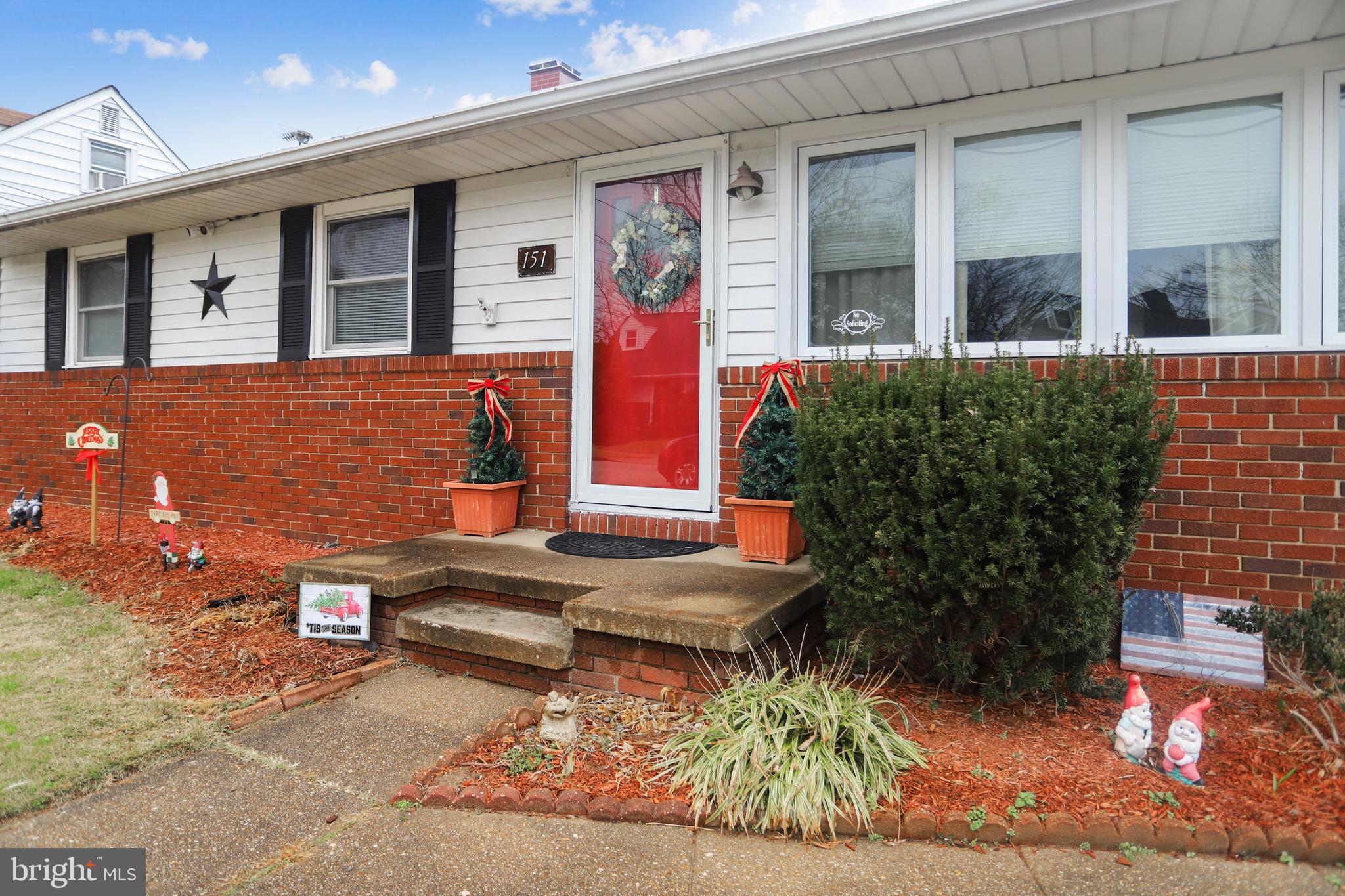 OLAN PLAZA - Residential