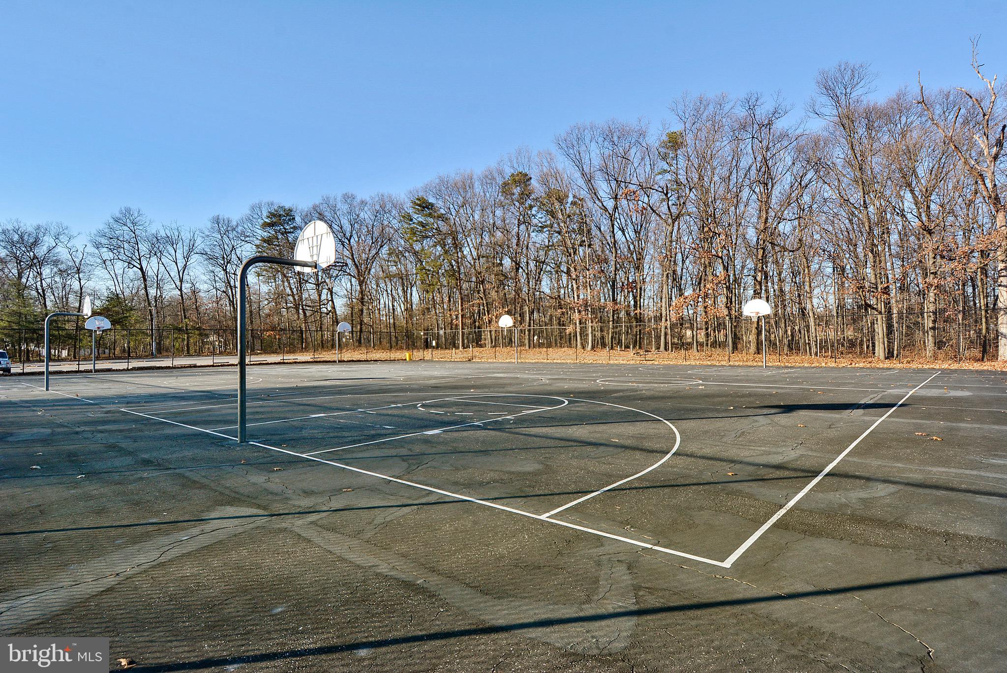 OLAN PLAZA - Residential