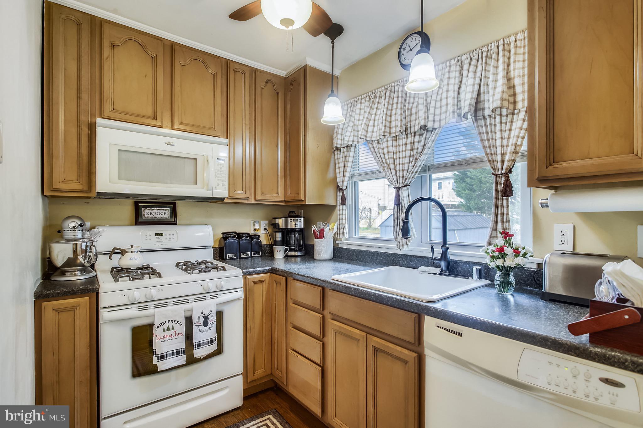 OLAN PLAZA - Residential