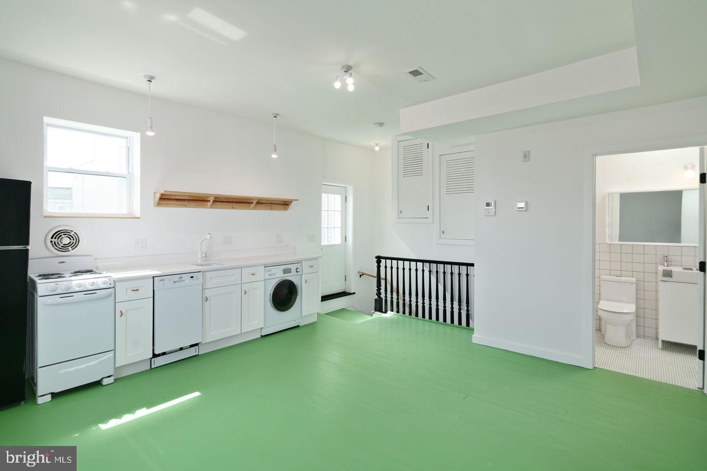 FISHTOWN - Residential Lease