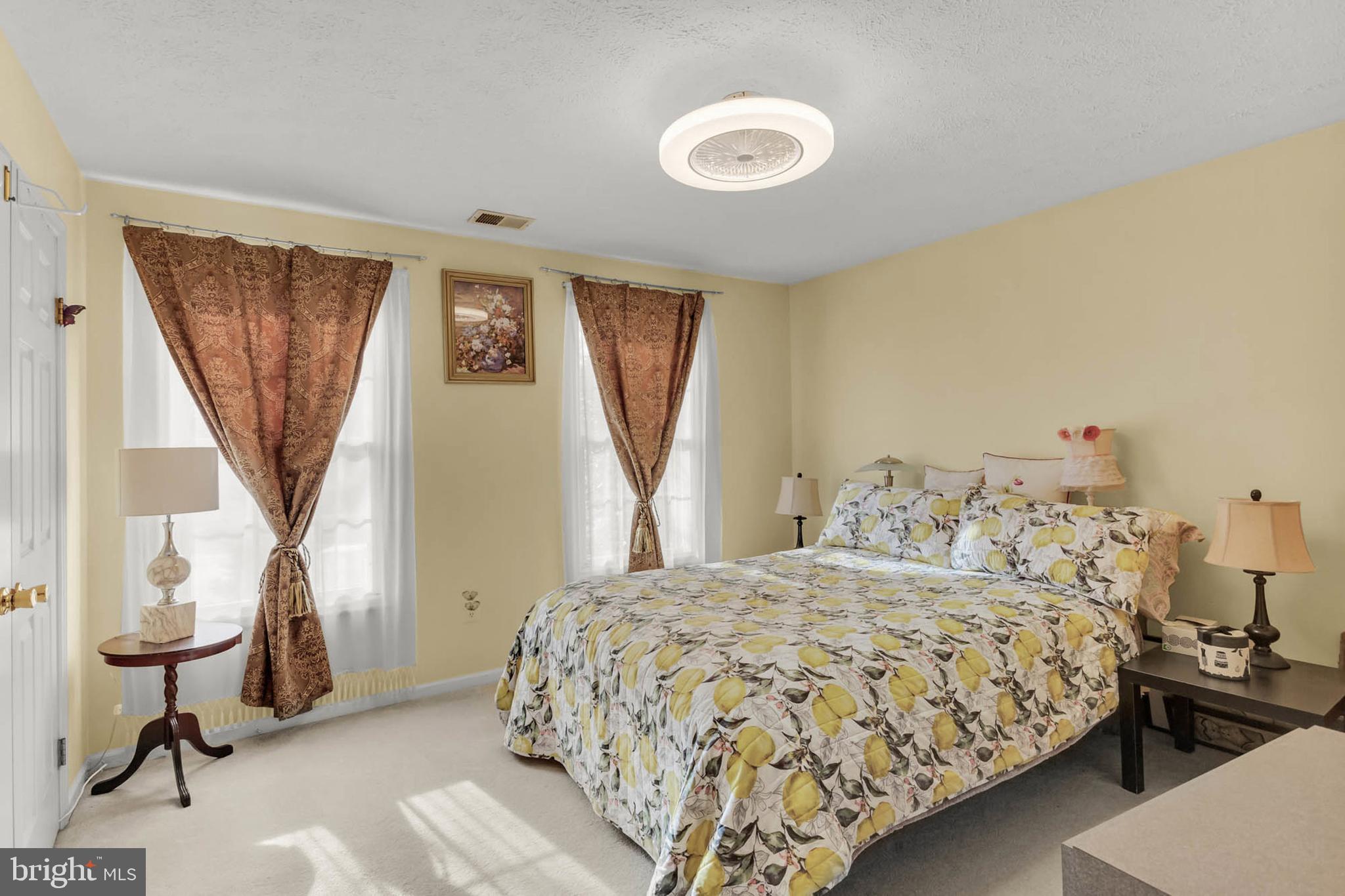 WORTHINGTON GLEN - Residential