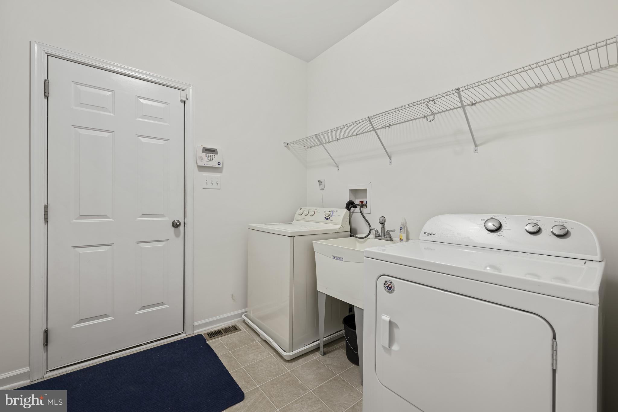 PLANTATION LAKES - Residential