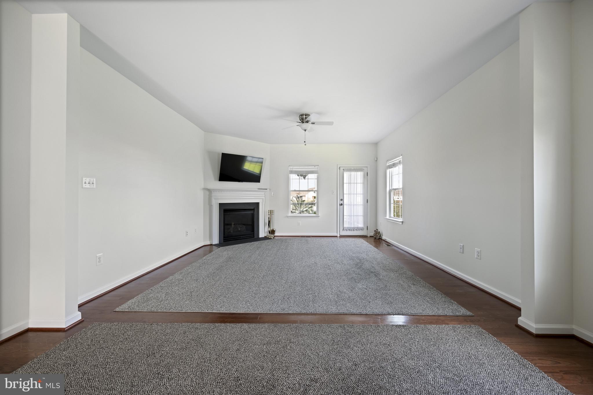 PLANTATION LAKES - Residential