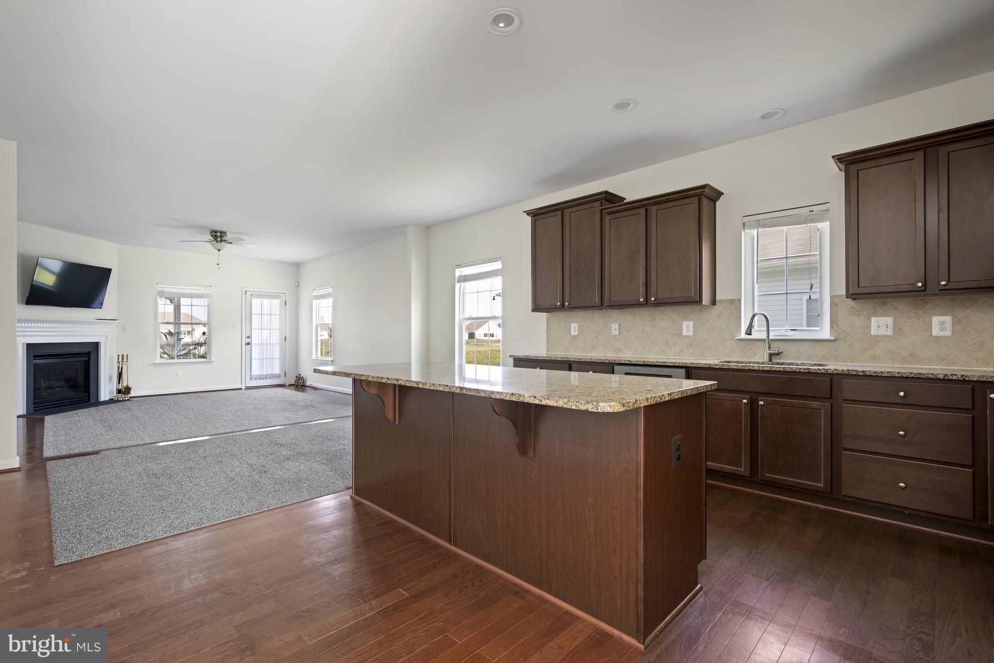 PLANTATION LAKES - Residential