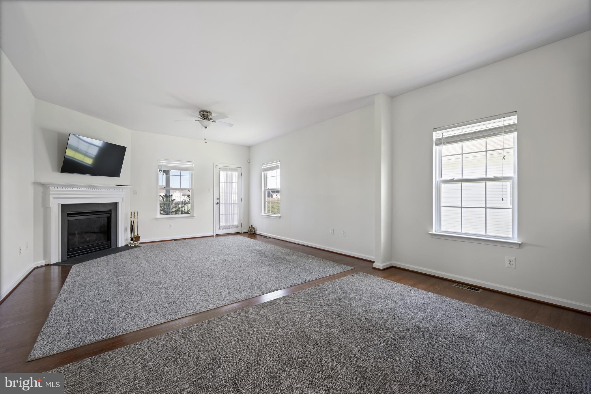 PLANTATION LAKES - Residential