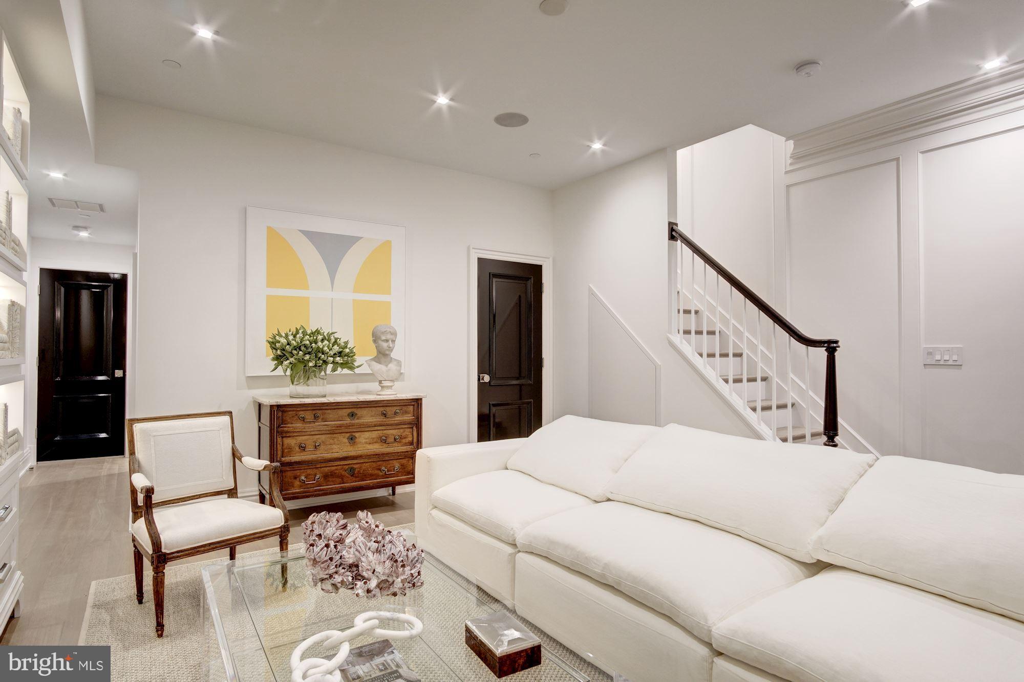 GEORGETOWN - Residential