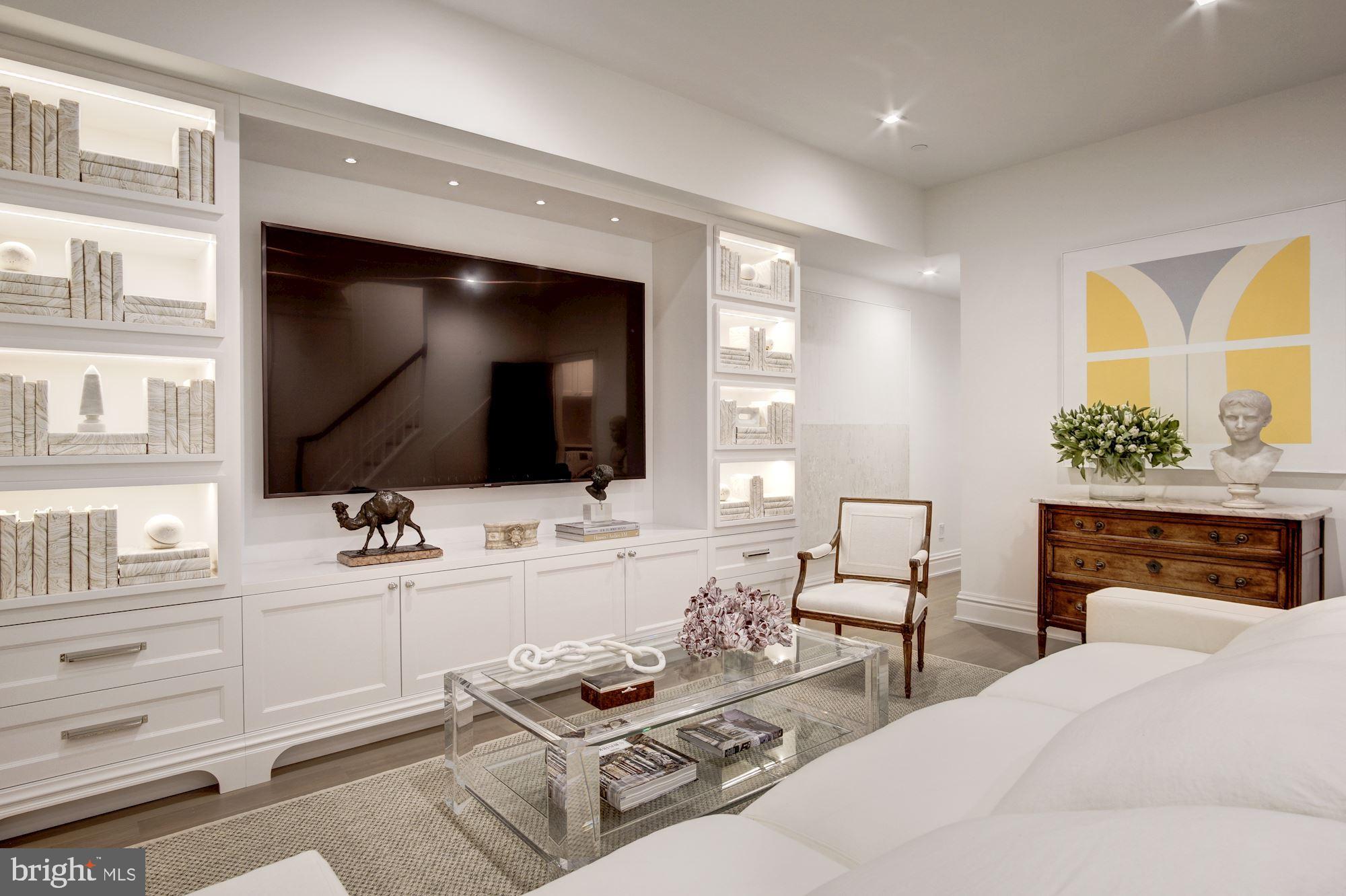 GEORGETOWN - Residential