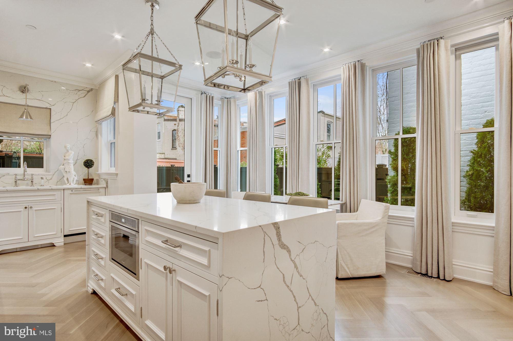 GEORGETOWN - Residential
