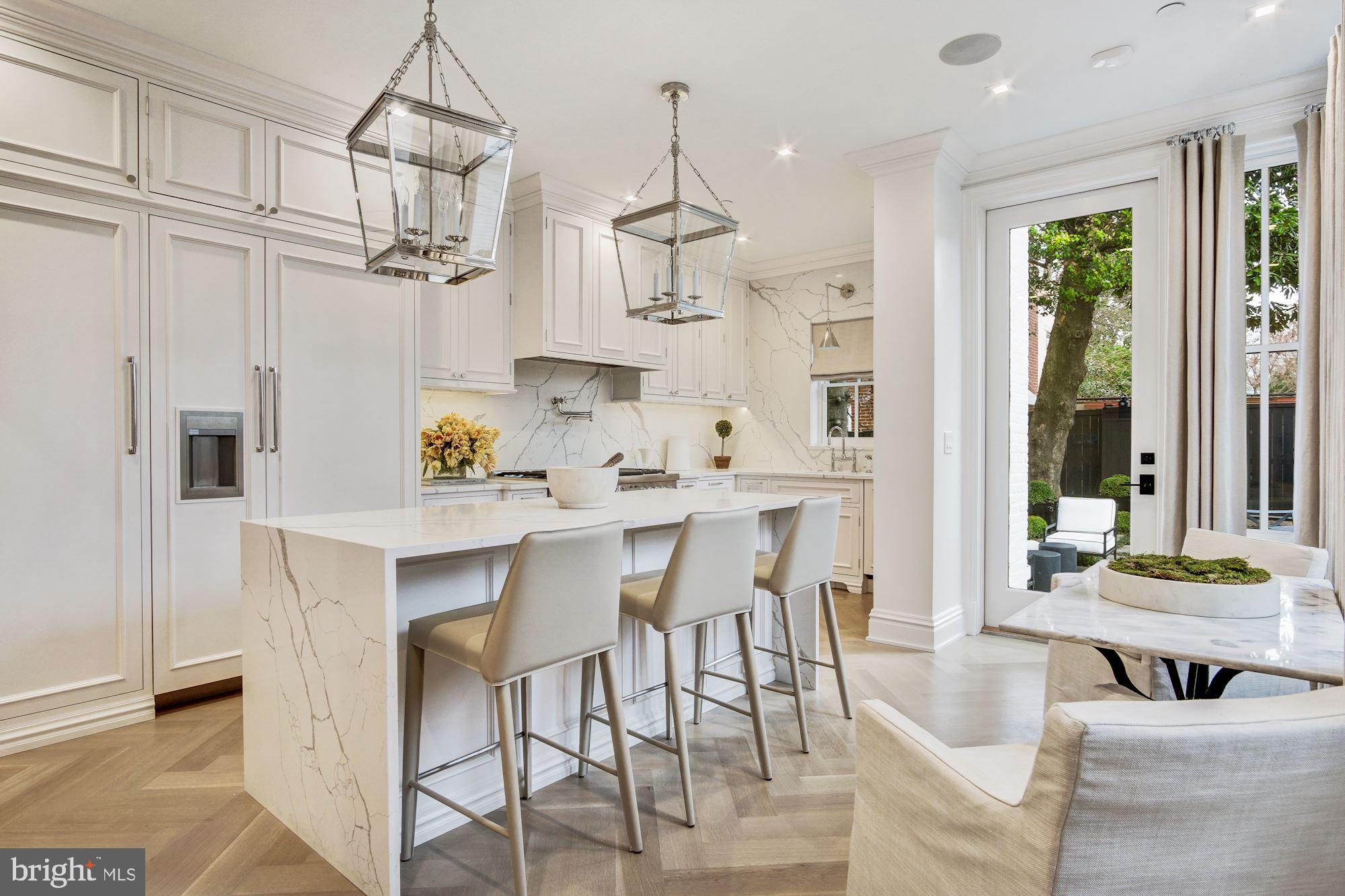 GEORGETOWN - Residential