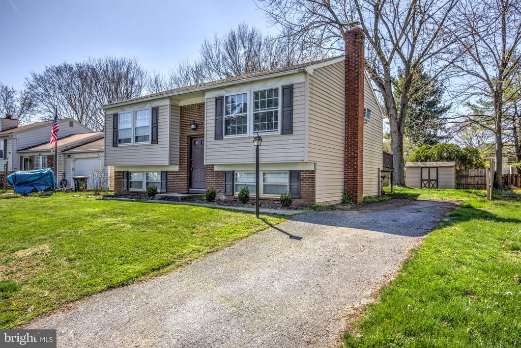 Photo of 2778 COBBLESTONE LN, LANCASTER, PA 17601 (MLS # PALA2033292)