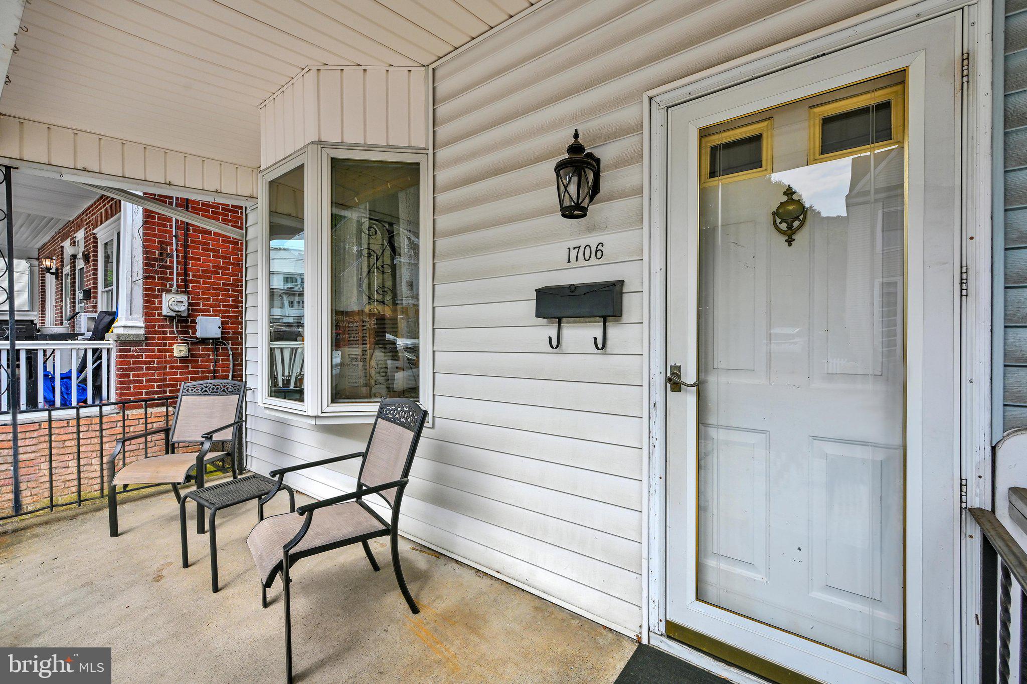 1706 W NORWEGIAN STREET