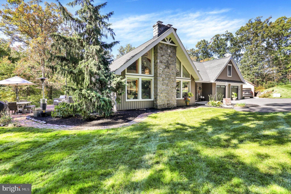 Photo of 2238 Laurel Springs Drive, NARVON, PA 17555 (MLS # PALA2097774)
