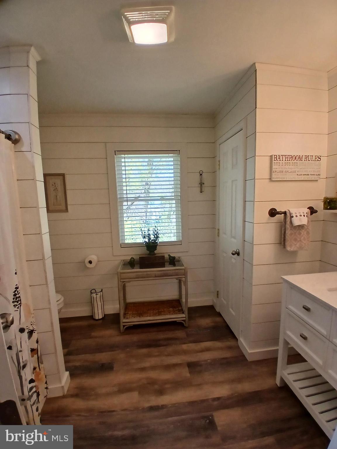 SILVER RIVER ACRES - Residential