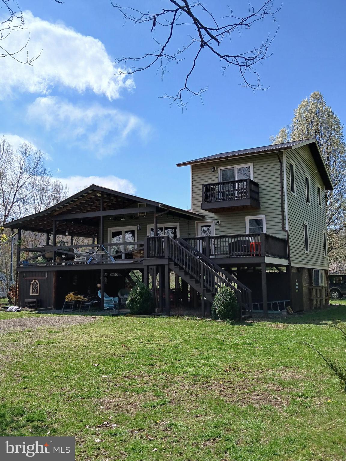 SILVER RIVER ACRES - Residential