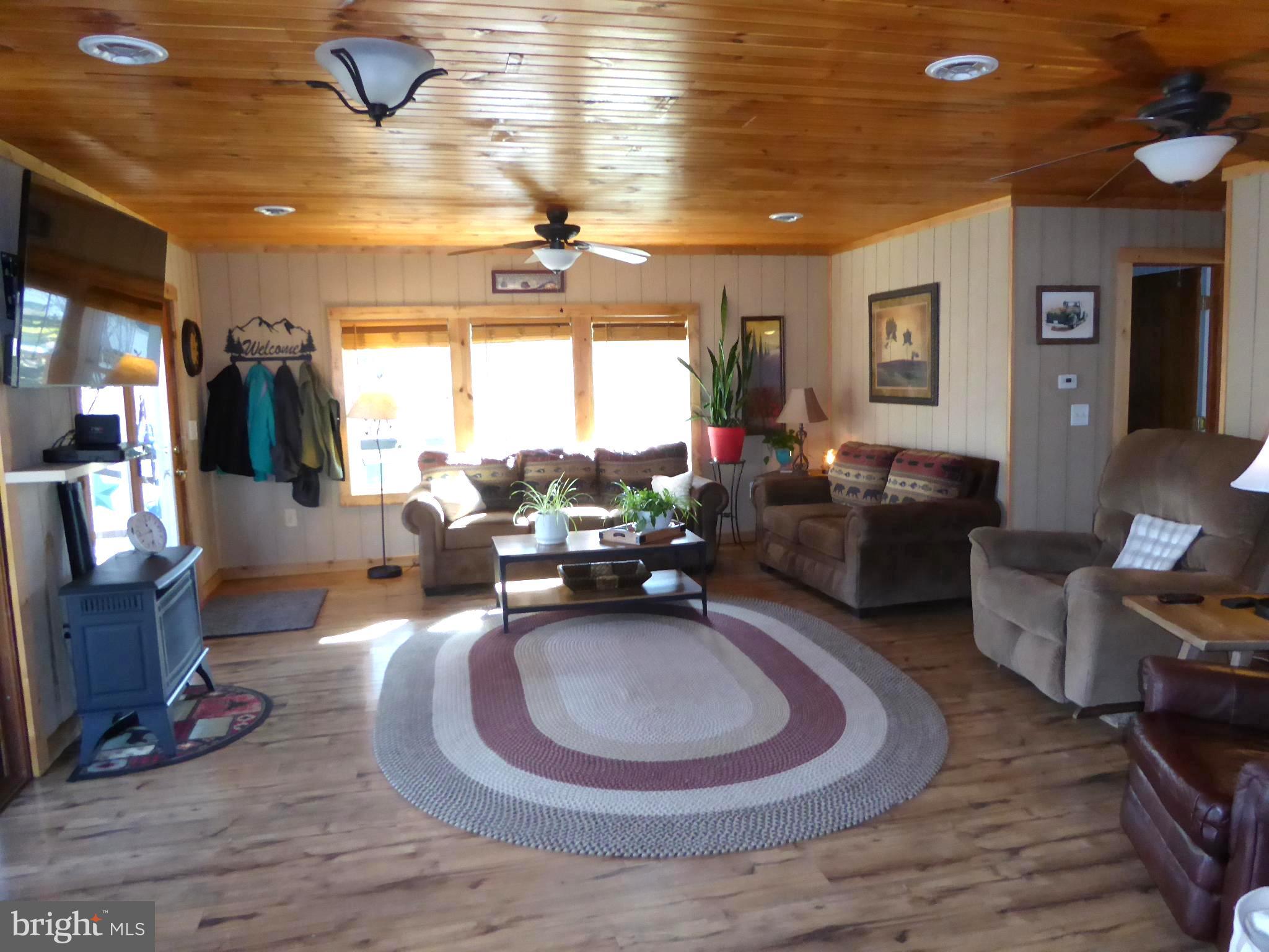 SILVER RIVER ACRES - Residential