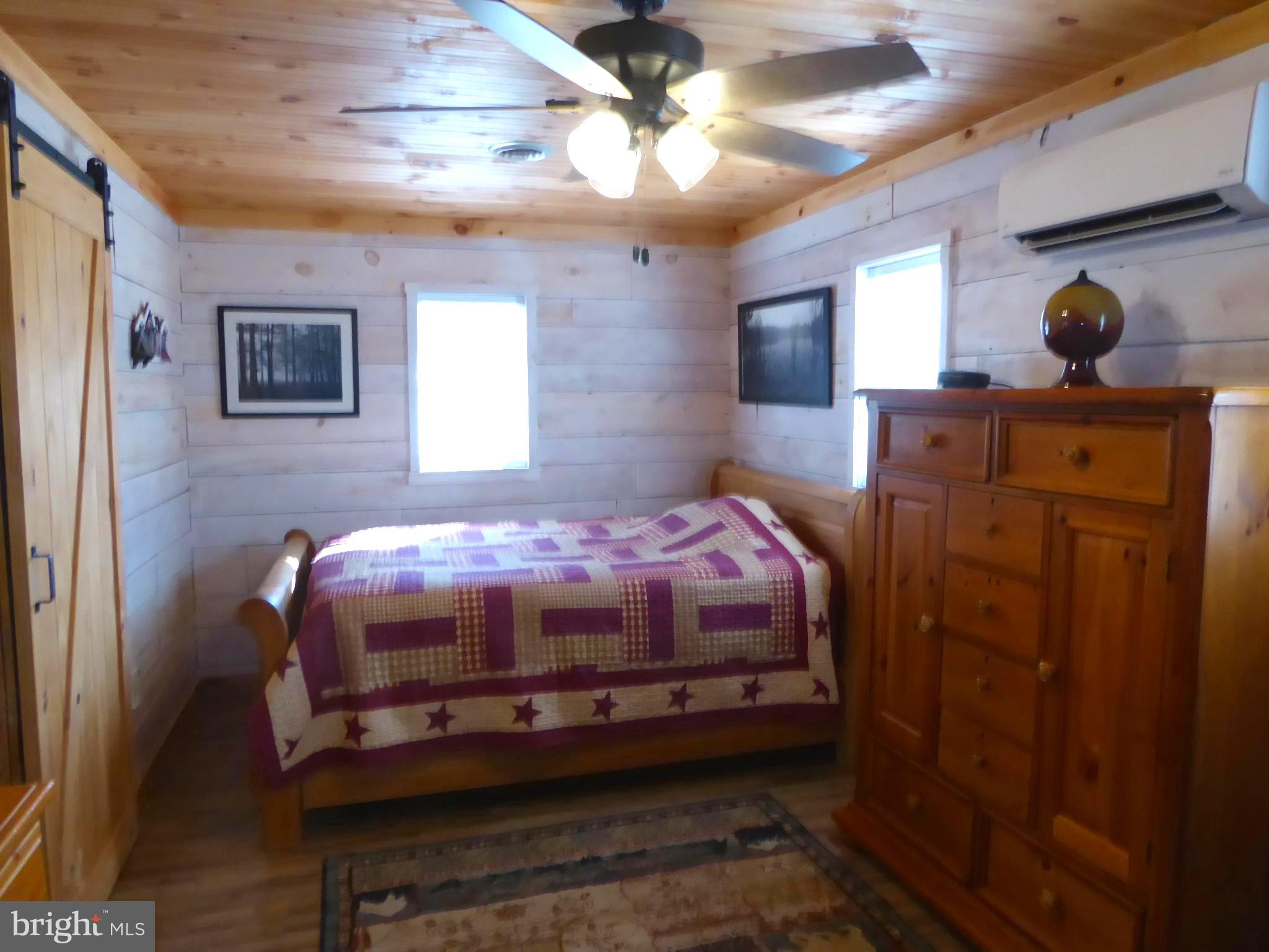 SILVER RIVER ACRES - Residential