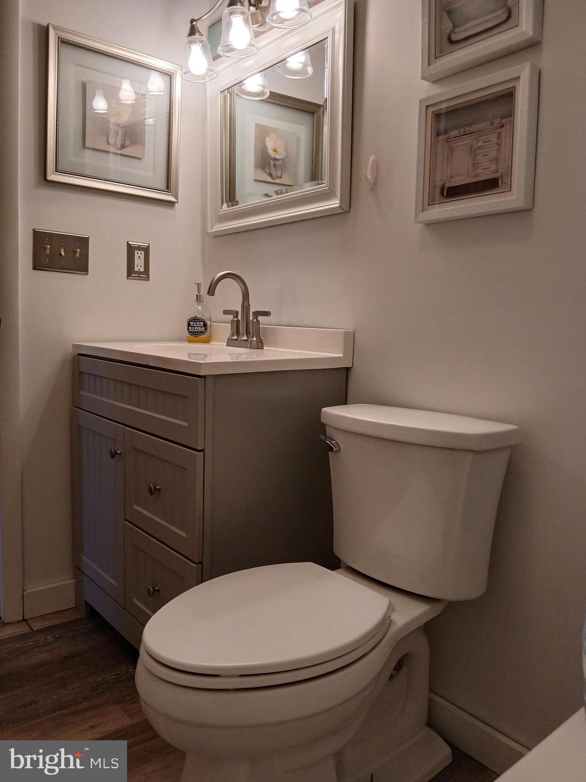 SILVER RIVER ACRES - Residential