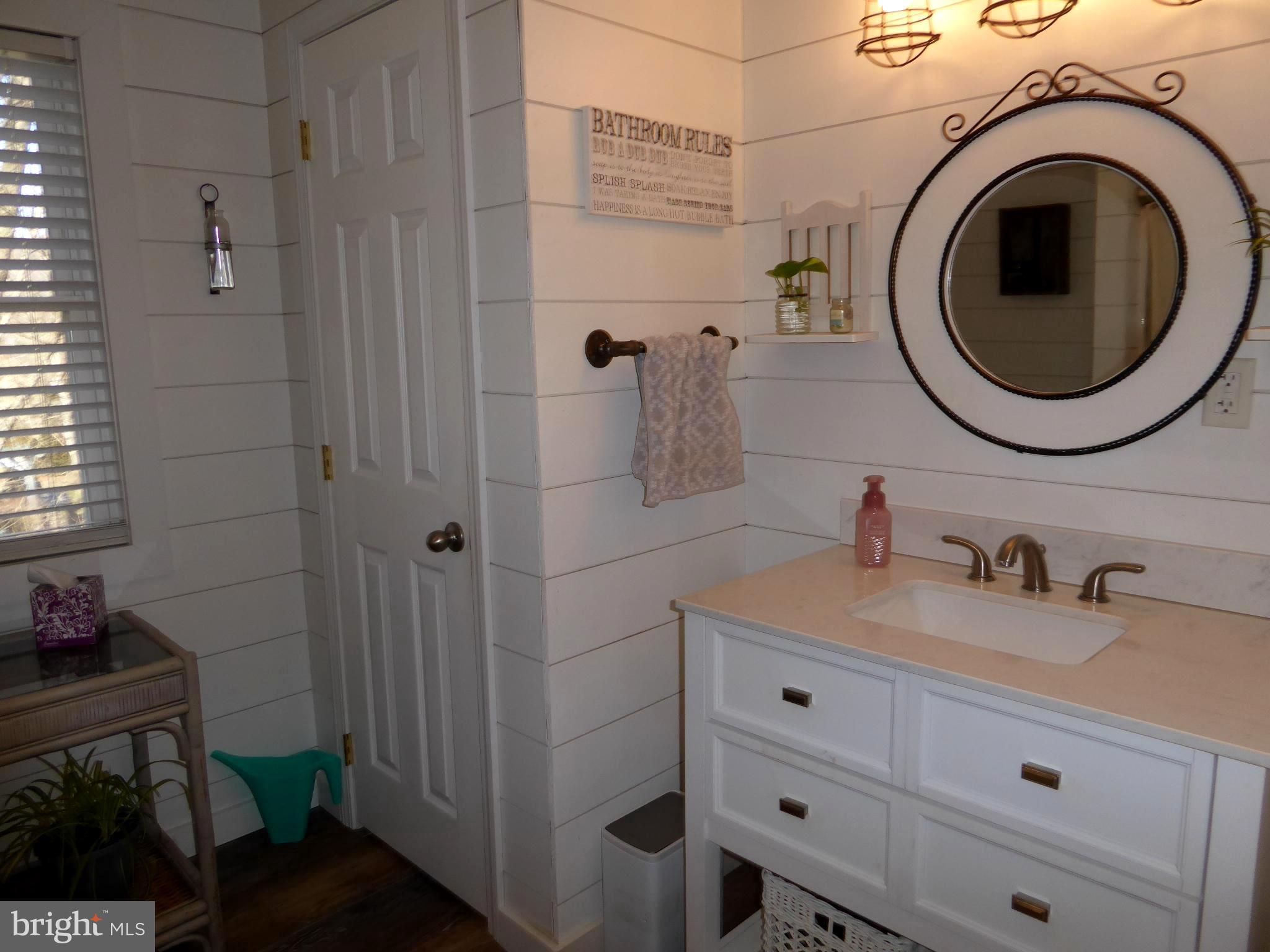 SILVER RIVER ACRES - Residential