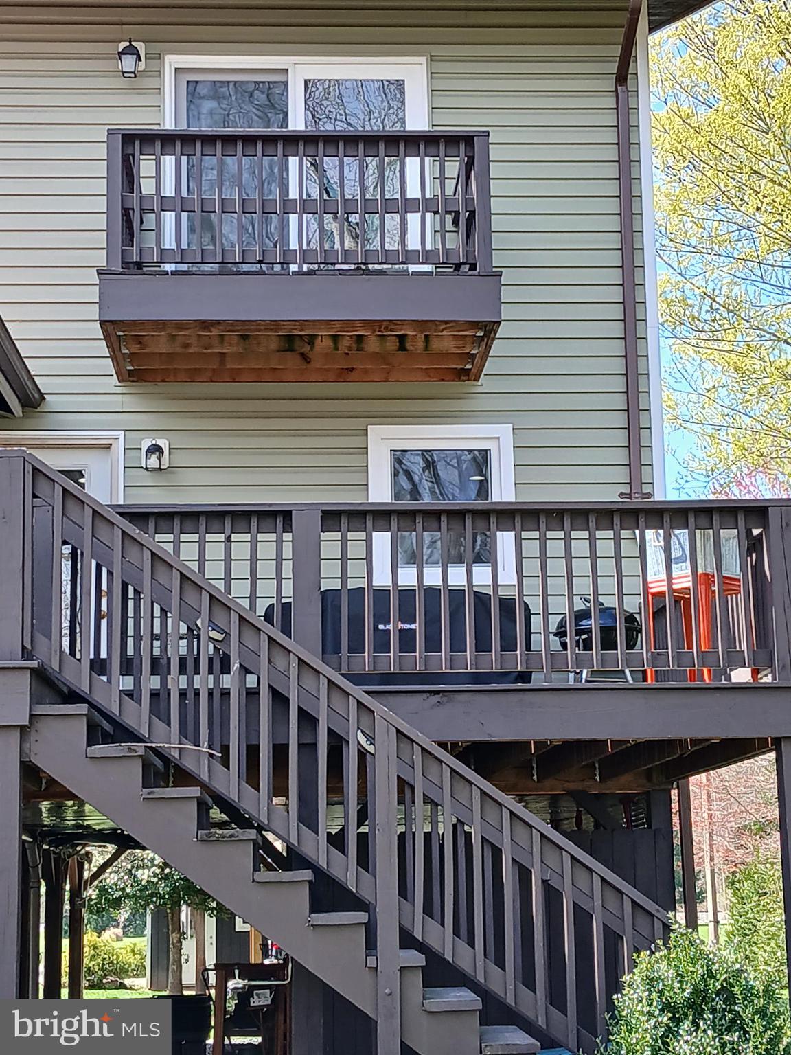 SILVER RIVER ACRES - Residential