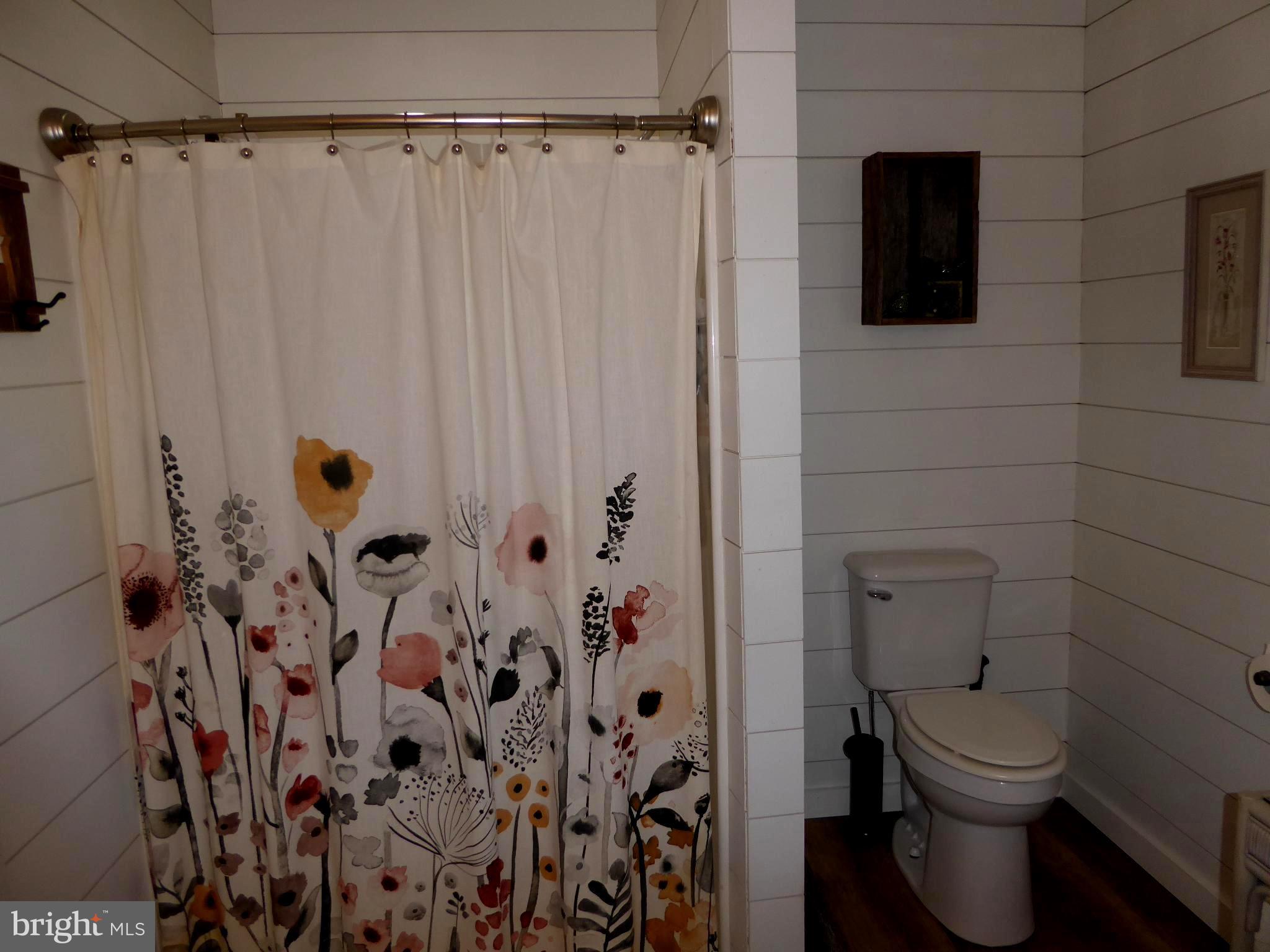 SILVER RIVER ACRES - Residential