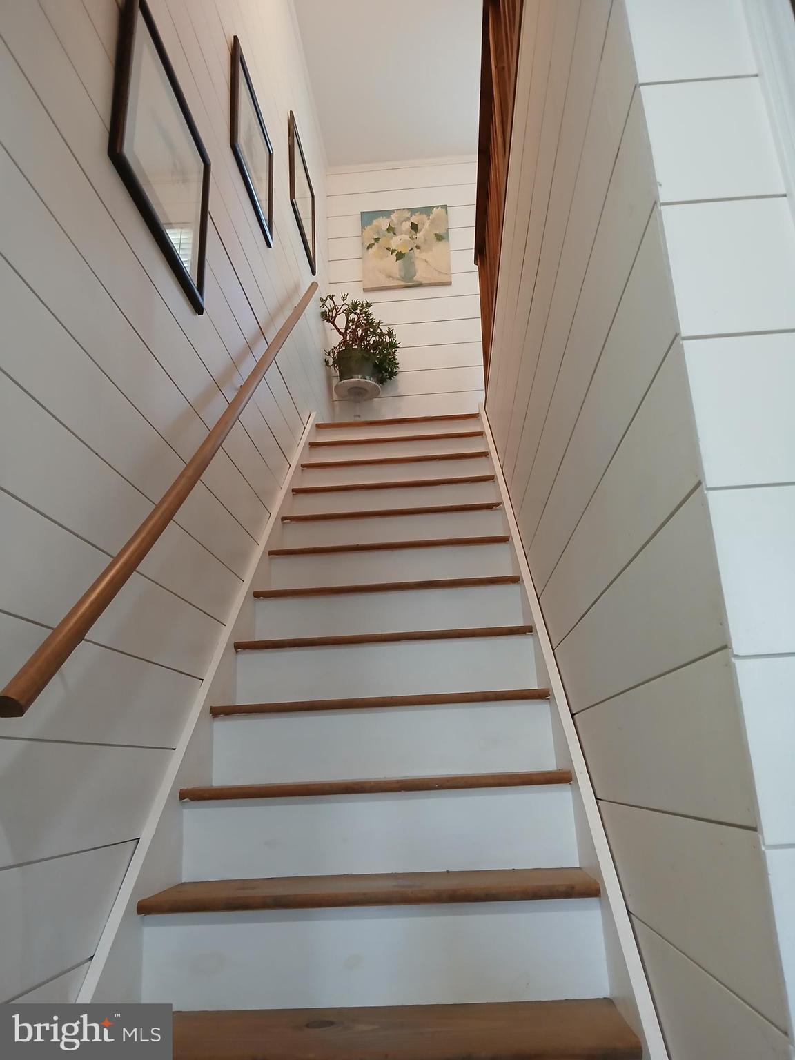 SILVER RIVER ACRES - Residential