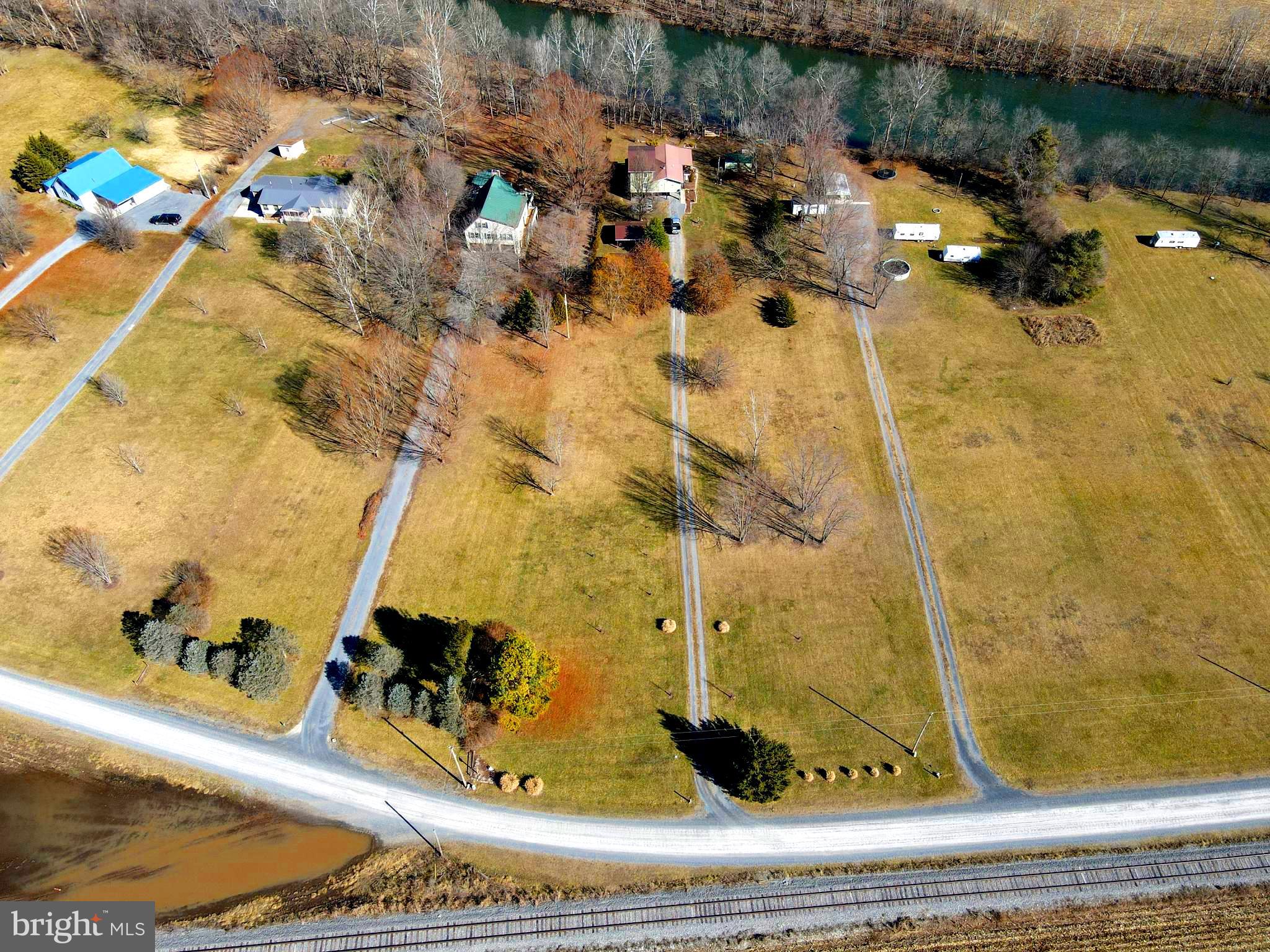 SILVER RIVER ACRES - Residential